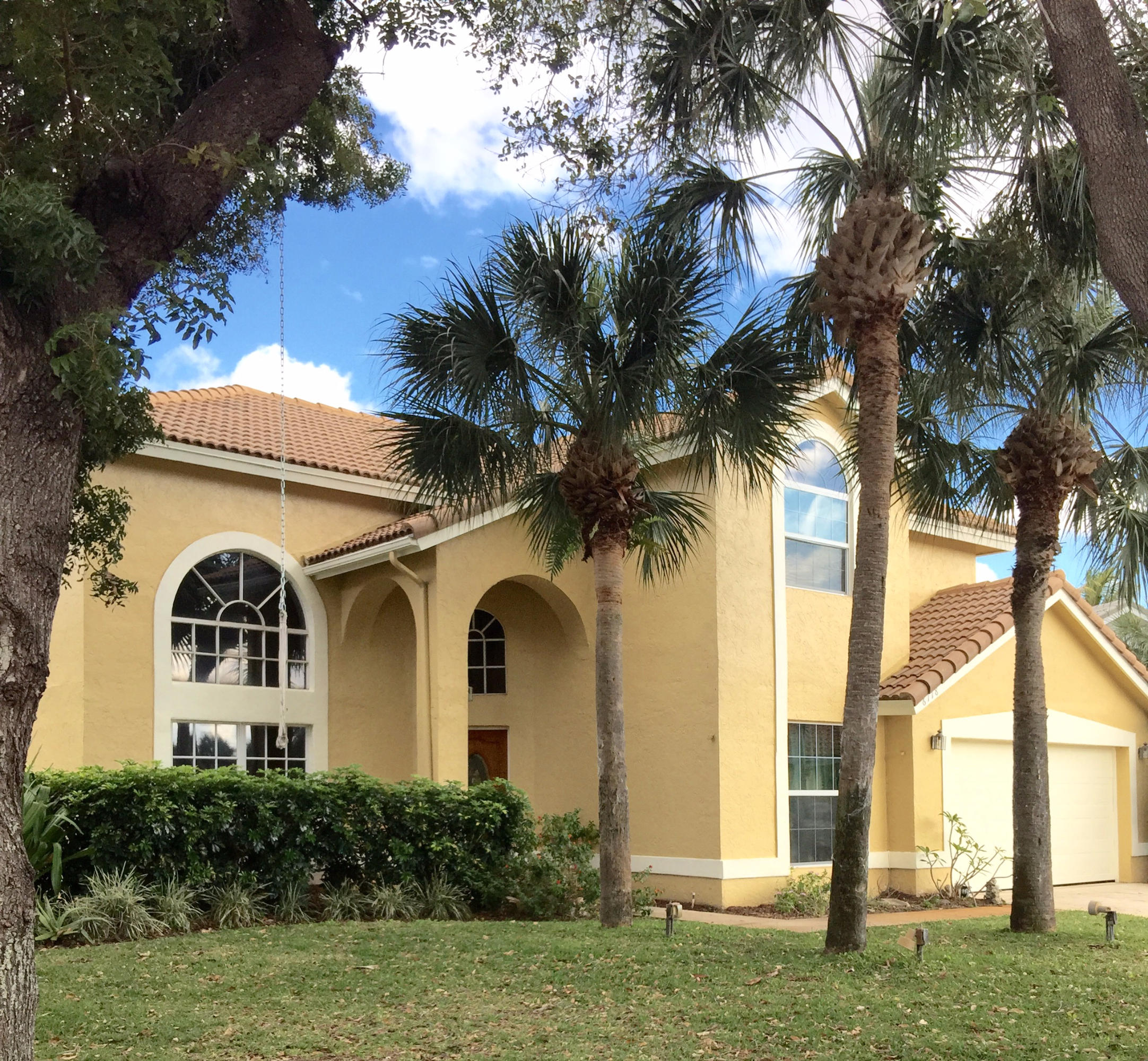 LAKE CHARLESTON 2 - Residential