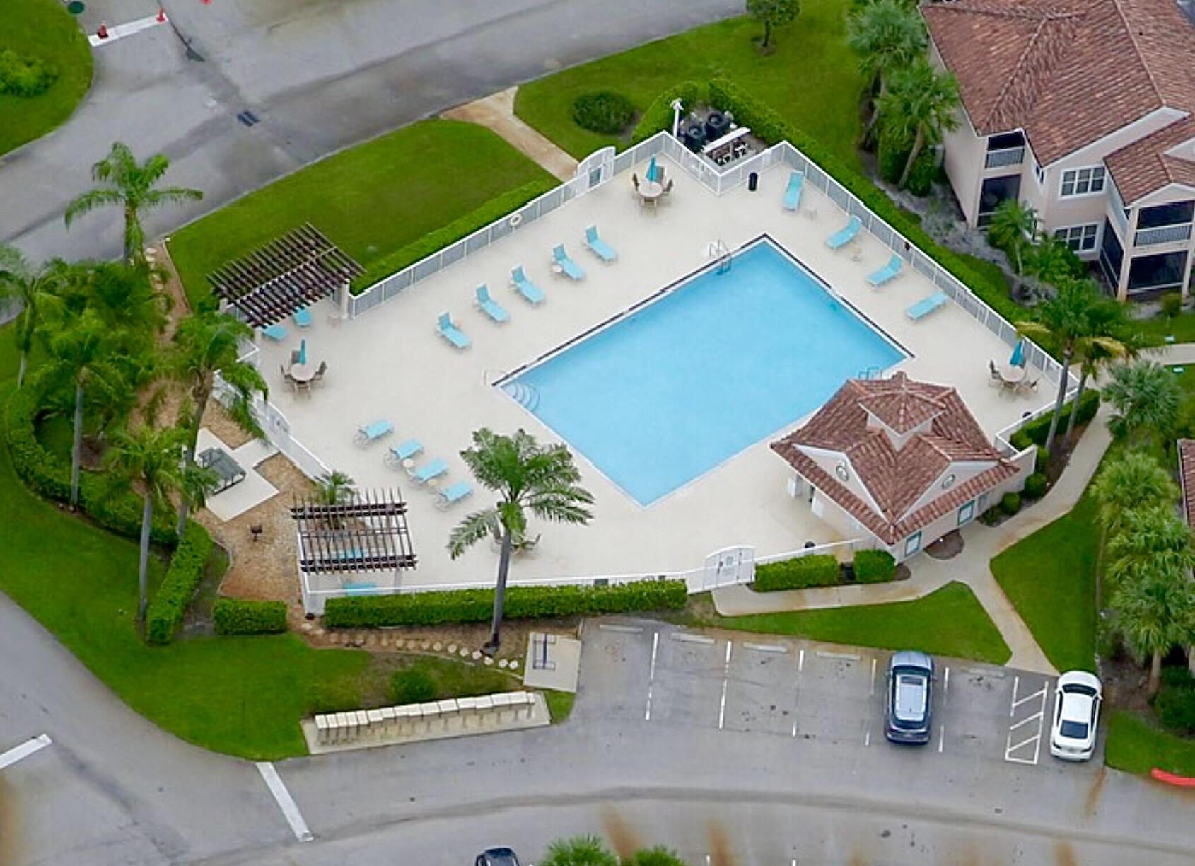 GOLF VILLAS II CONDOMINIUM - Residential