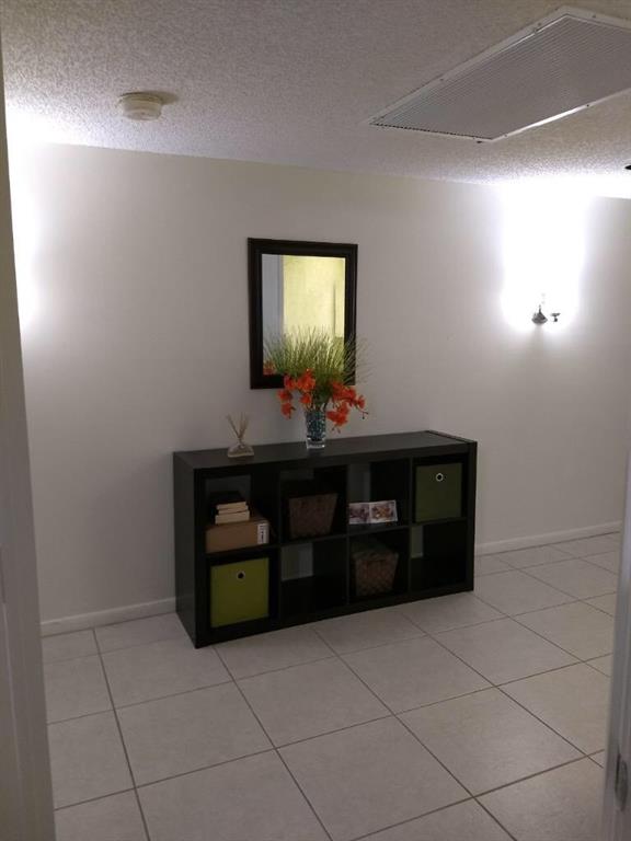 SUFFOLK AT CENTURY VILLAG - Residential Lease