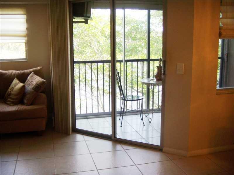 SUFFOLK AT CENTURY VILLAG - Residential Lease