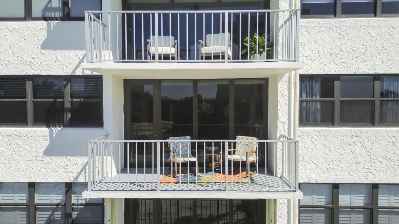 GEMINI CONDO - Residential