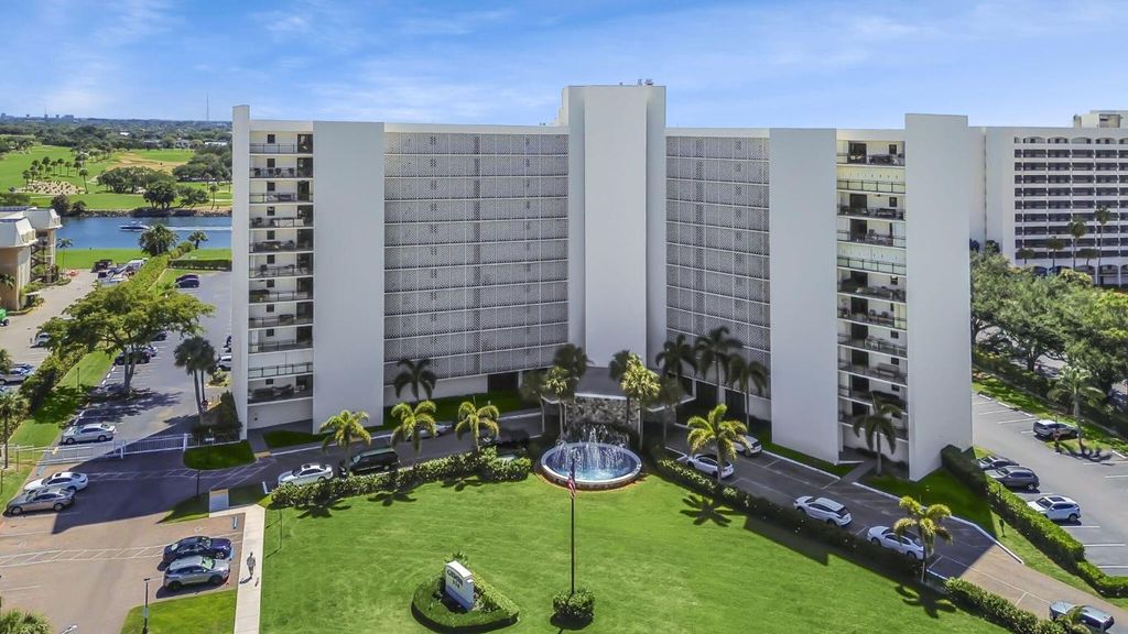 Photo of 336 Golfview Road #406, North Palm Beach, FL 33408 (MLS # R11083267)