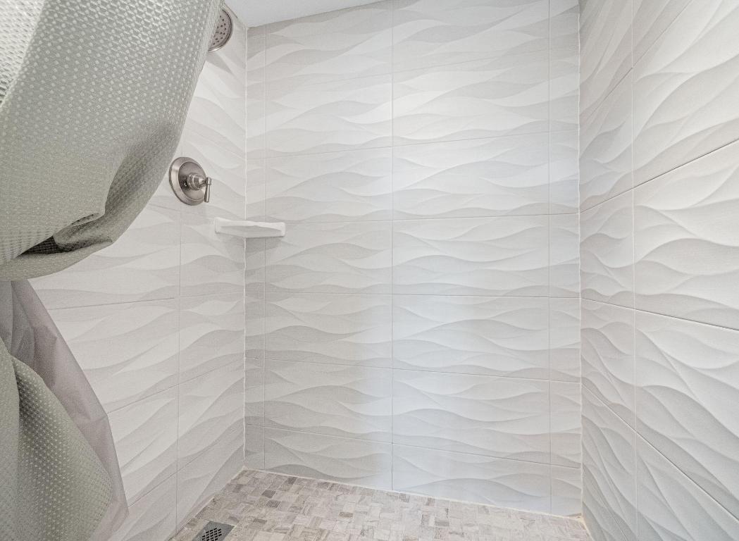 GEMINI CONDO - Residential