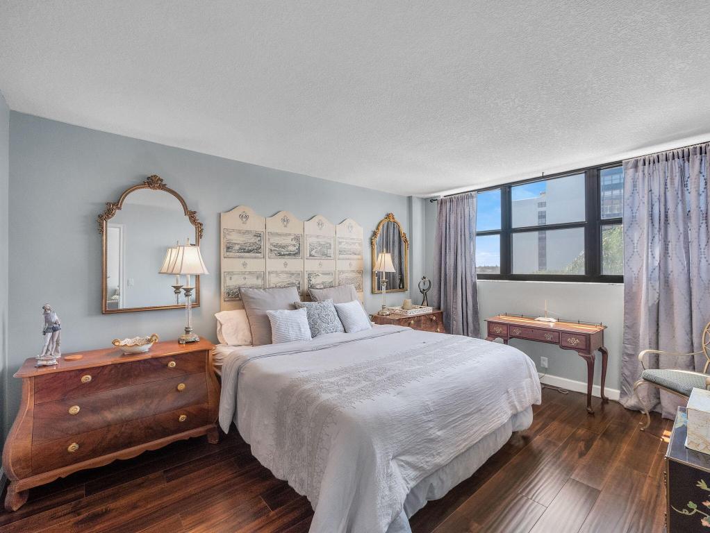 GEMINI CONDO - Residential