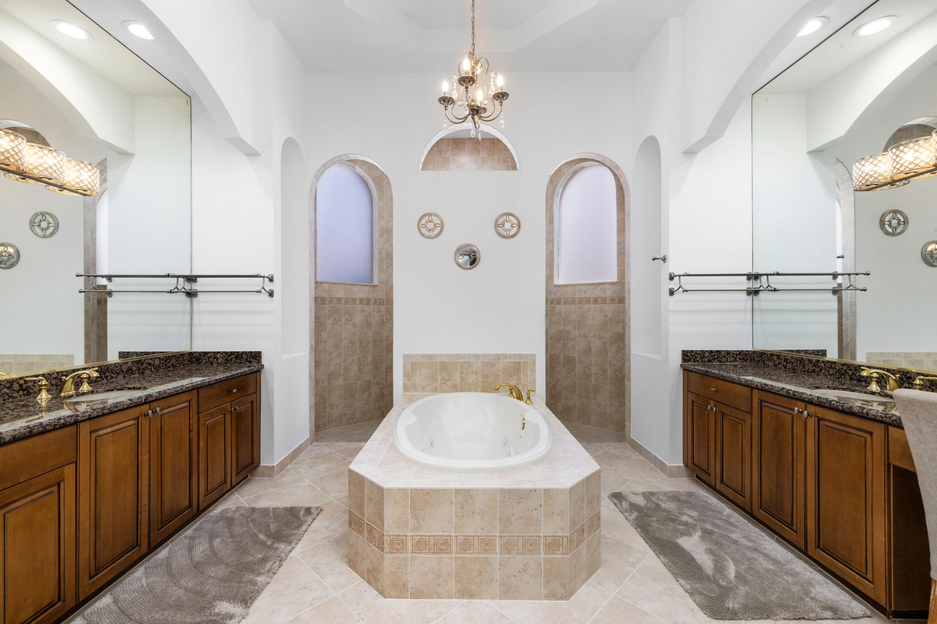 8605 Club Estates Way