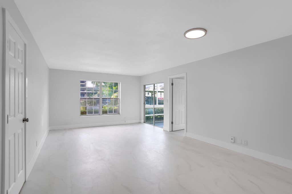 Photo of 5500 Tamberlane Circle #105, Palm Beach Gardens, FL 33418 (MLS # R11052556)