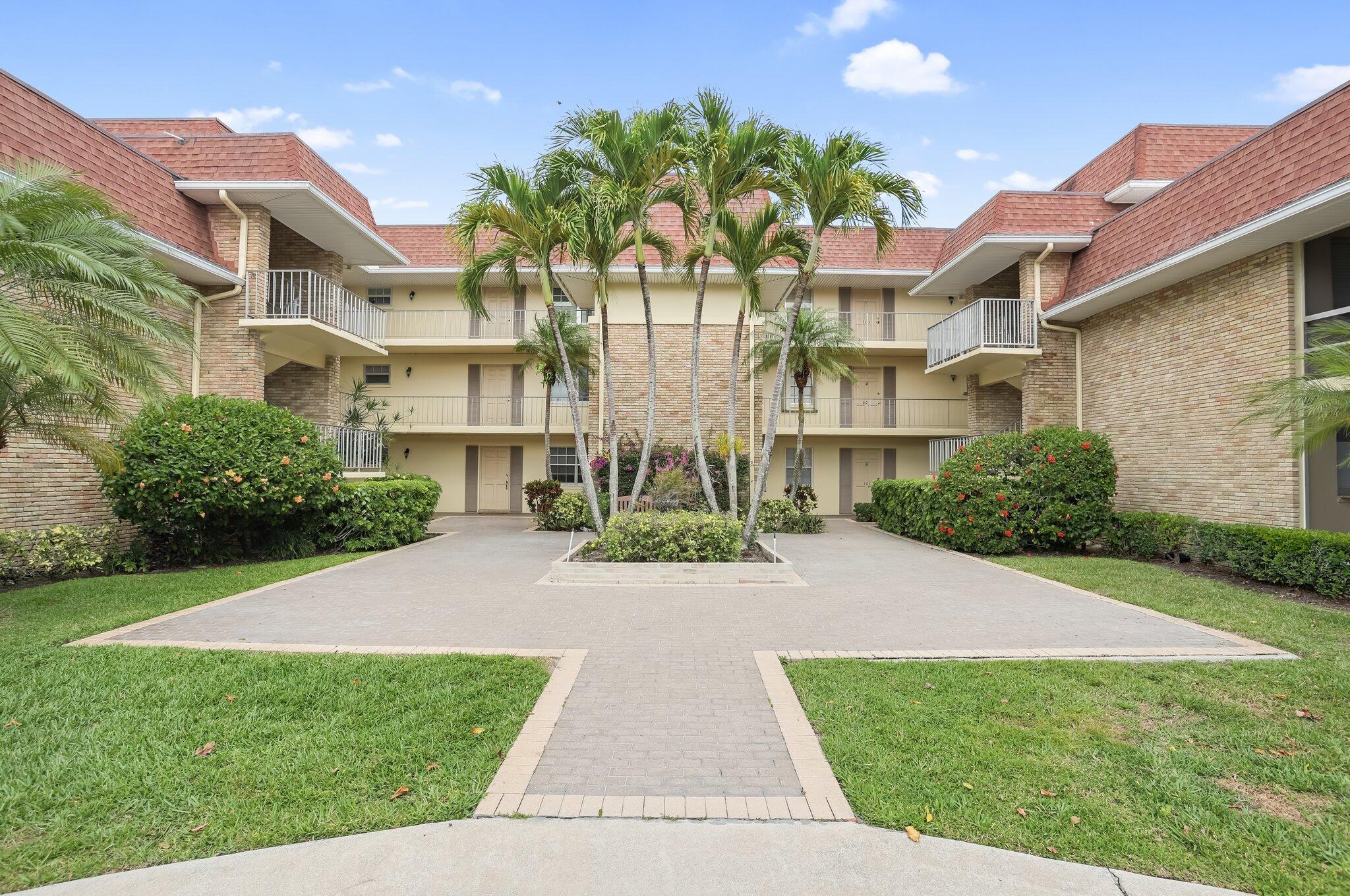 SPECIAL ASSESSMENT IS FULLY PAID OFF!Incredible location close to shopping and restaurants in the heart of Palm Beach Gardens! This condo has been renovated for a new owner to enjoy. Featuring many upgrades, you won't find a better deal in Palm Beach Gardens under $200k!