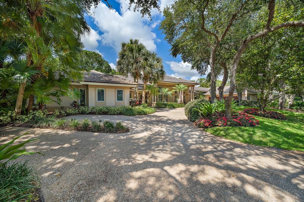 Photo of 7831 SE Little Harbor Drive, Hobe Sound, FL 33455 (MLS # R10779521)