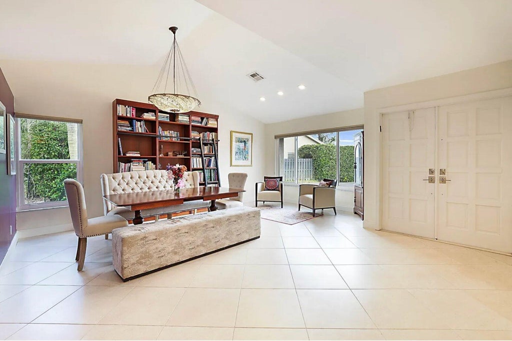Photo of 20816 SUGARLOAF Lane, Boca Raton, FL 33428 (MLS # B26078752)