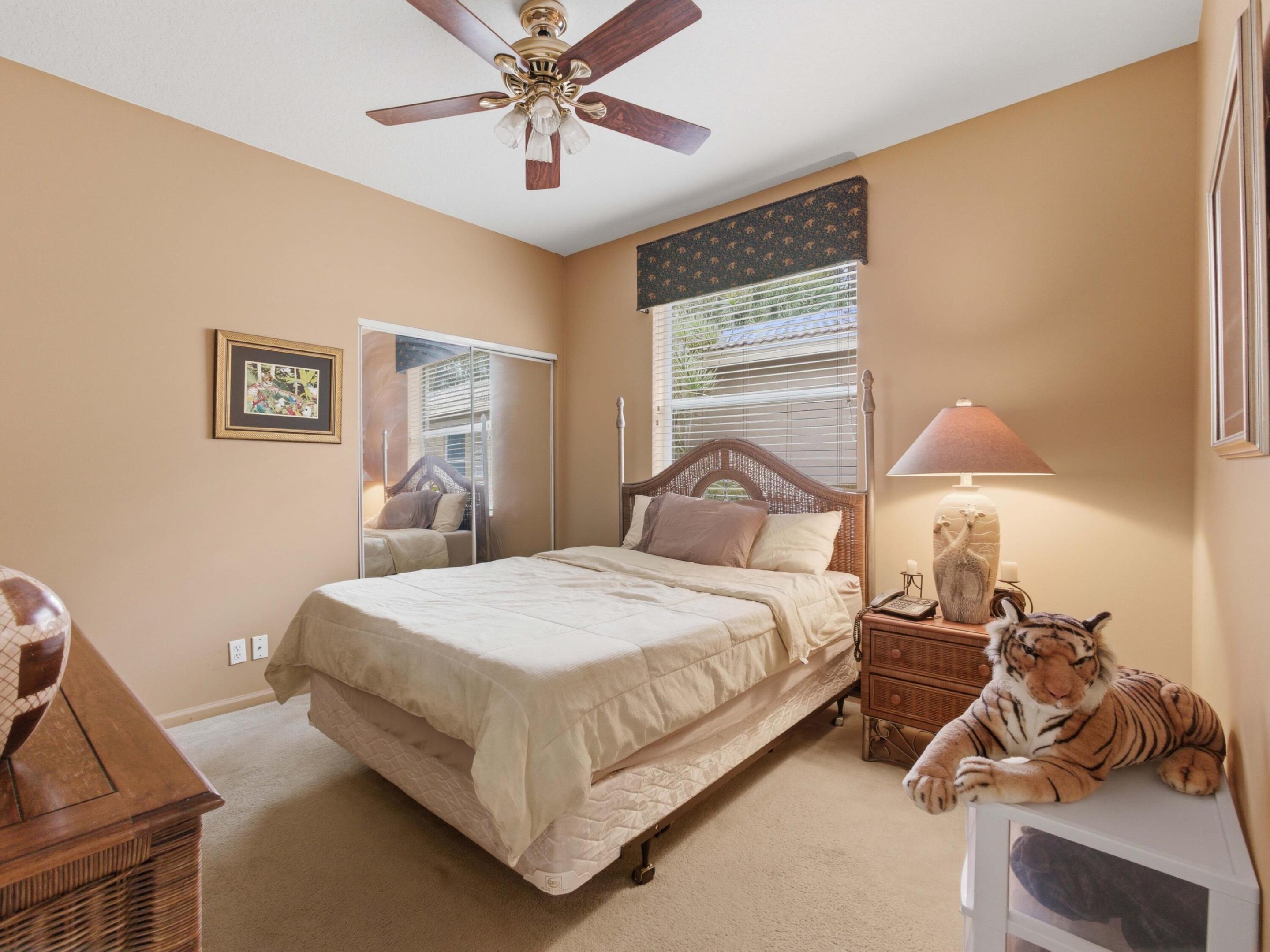 PALM ISLES WEST - Residential