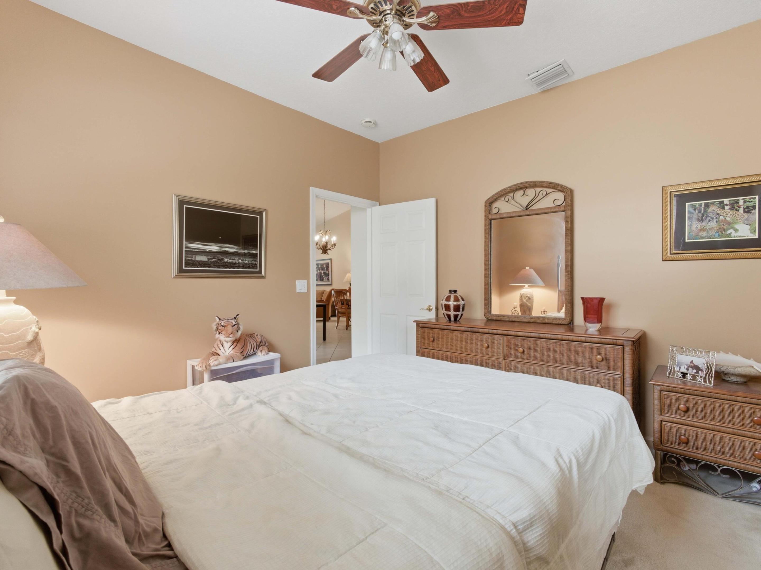 PALM ISLES WEST - Residential