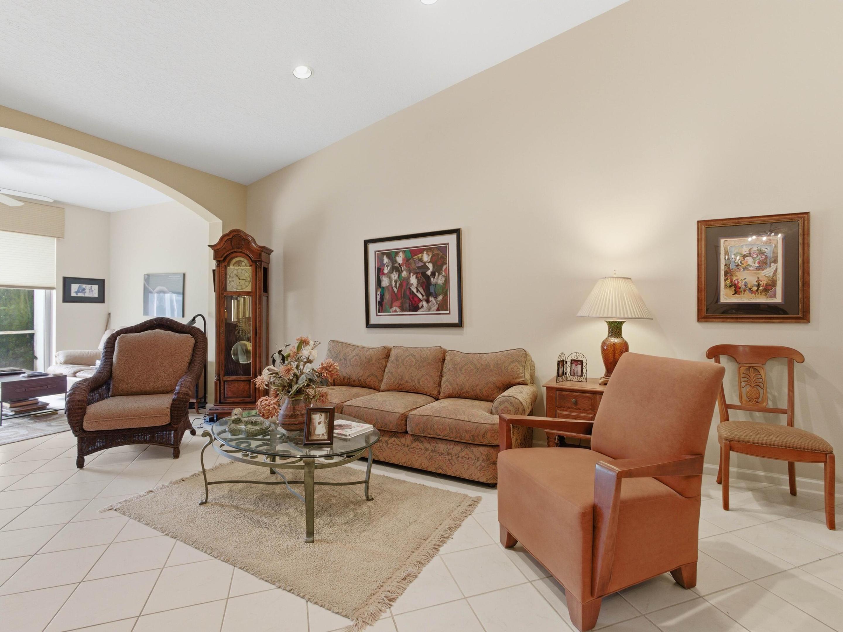 PALM ISLES WEST - Residential