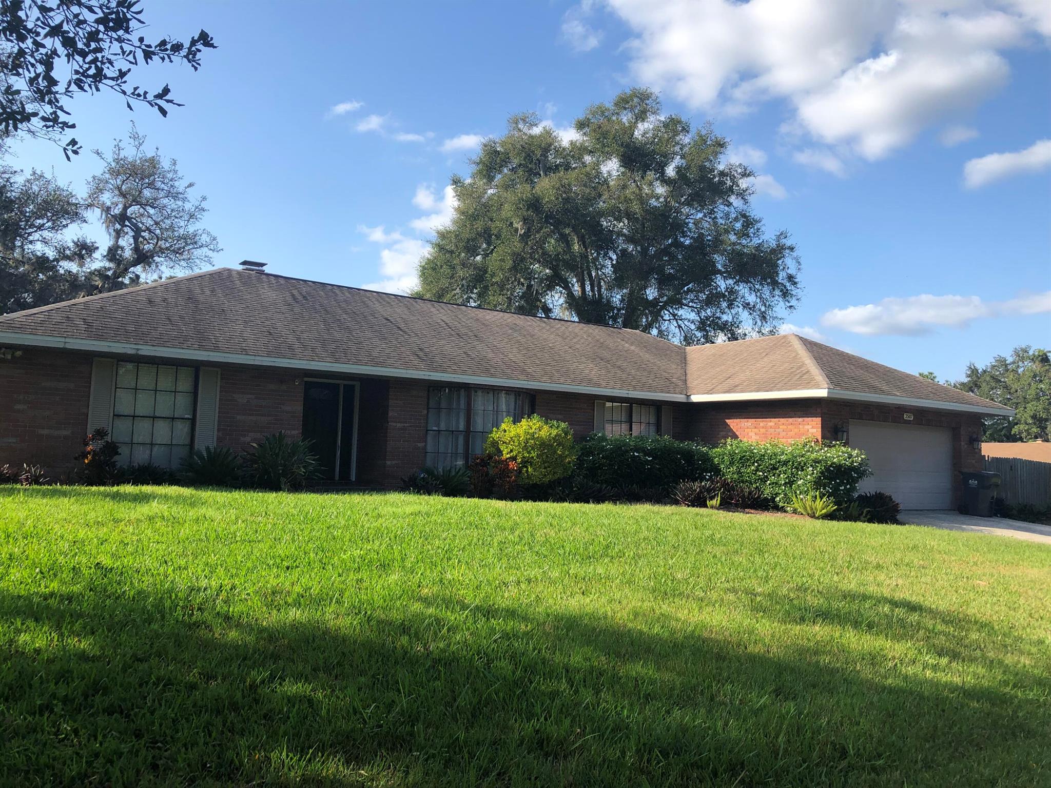 2507 Beachwood Lane