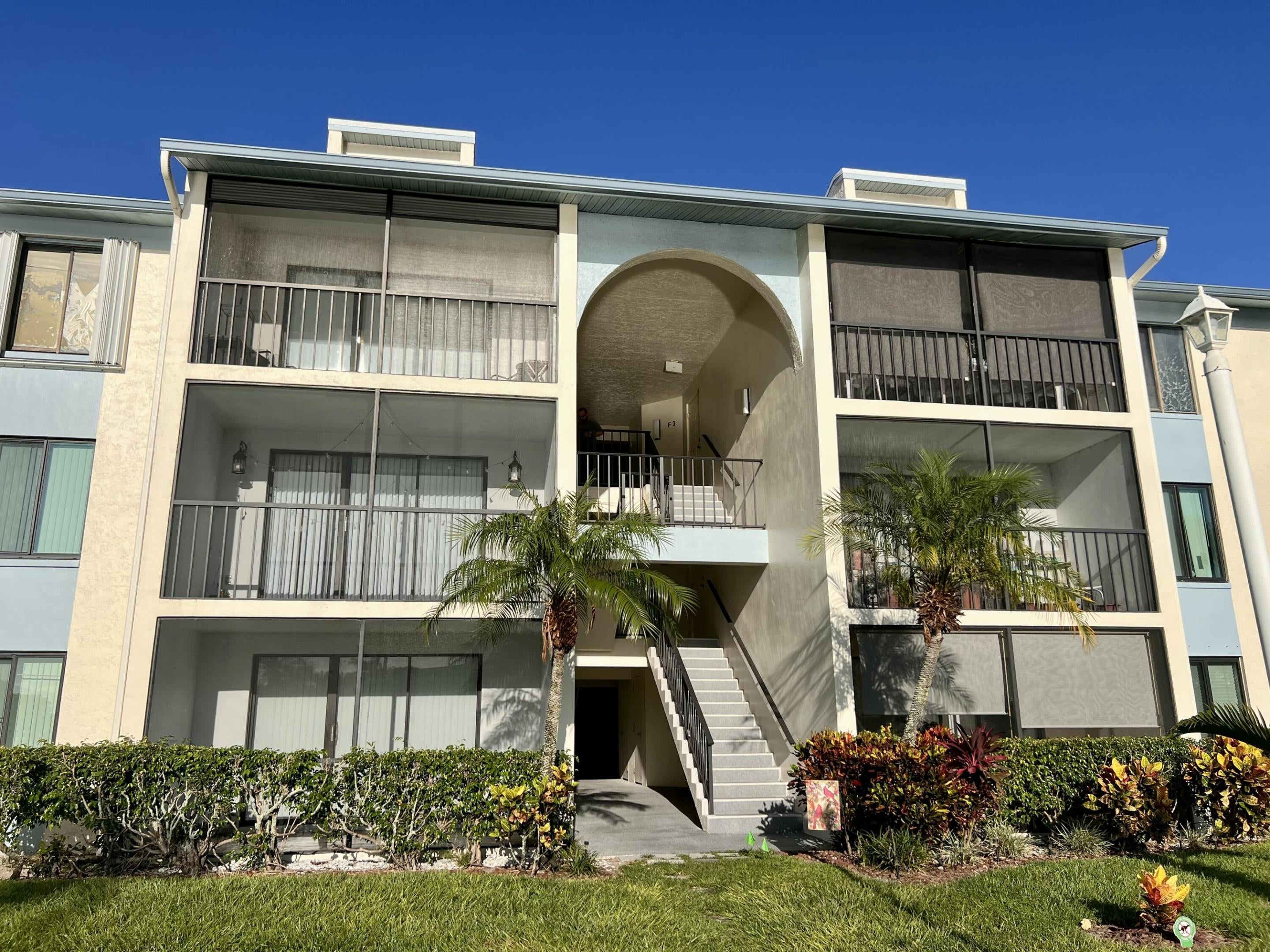 1111 Green Pine Boulevard G3, West Palm Beach FL 33409
