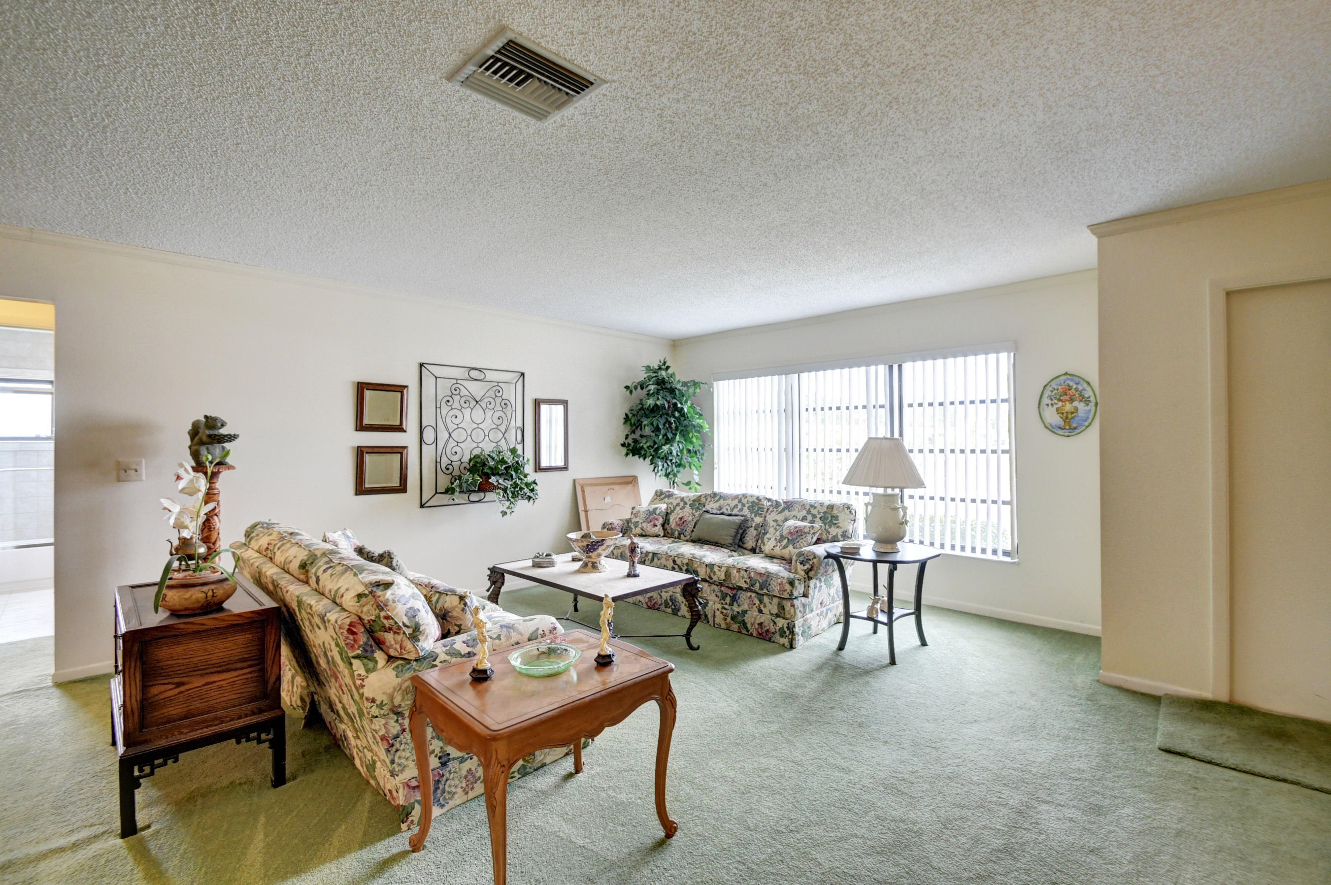 COCO WOOD LAKES SEC 1 - Residential