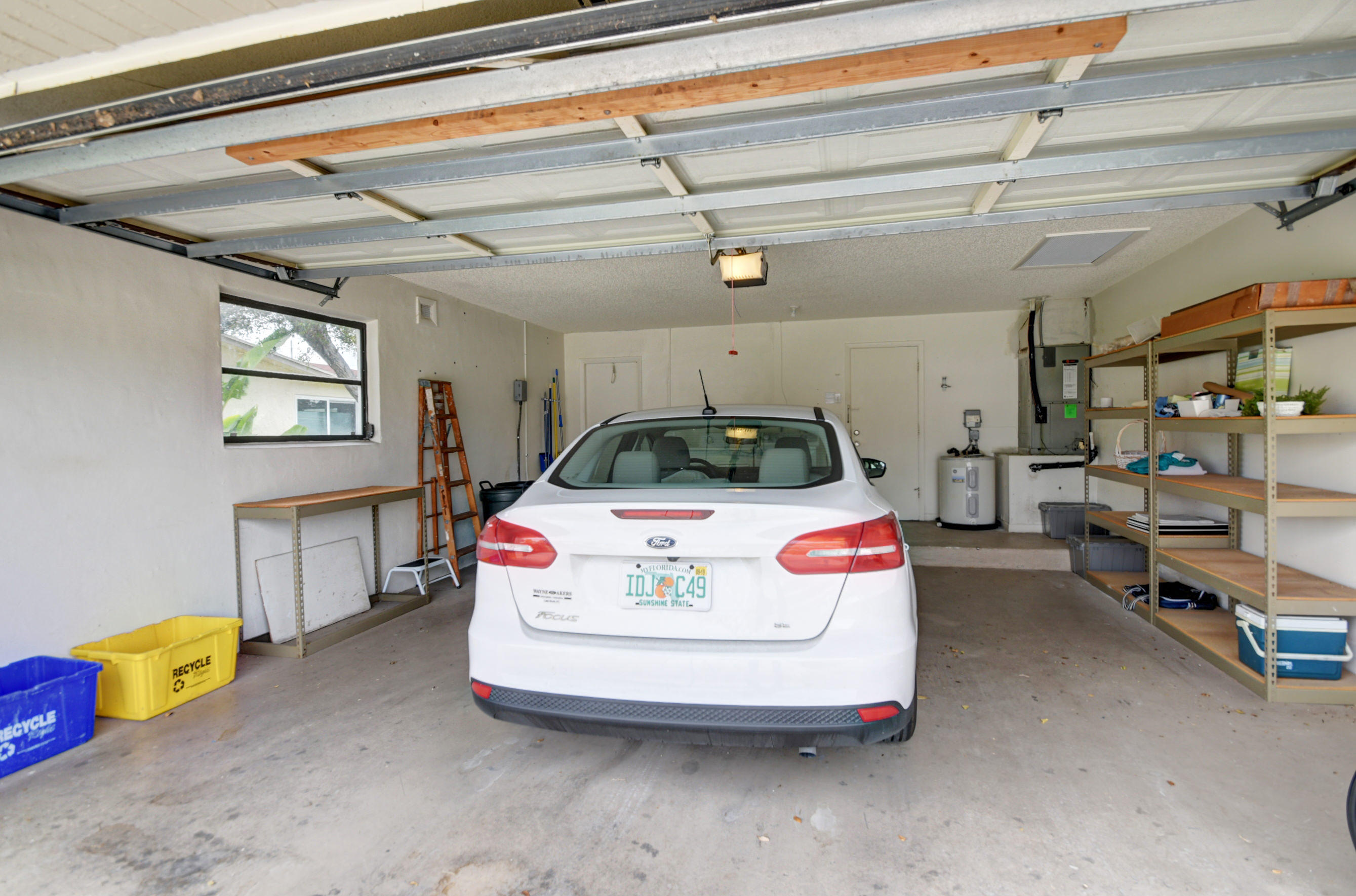 COCO WOOD LAKES SEC 1 - Residential