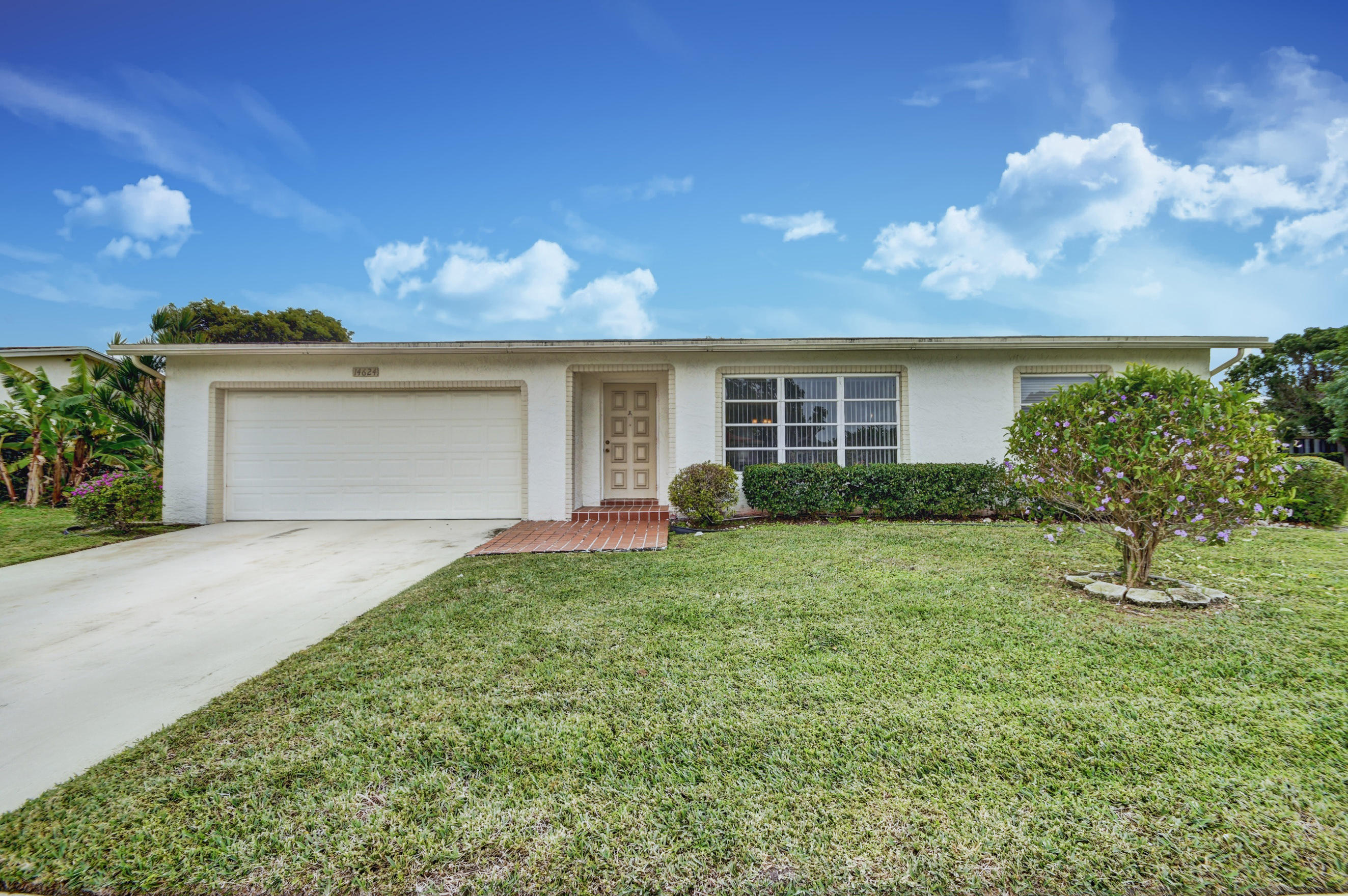 COCO WOOD LAKES SEC 1 - Residential