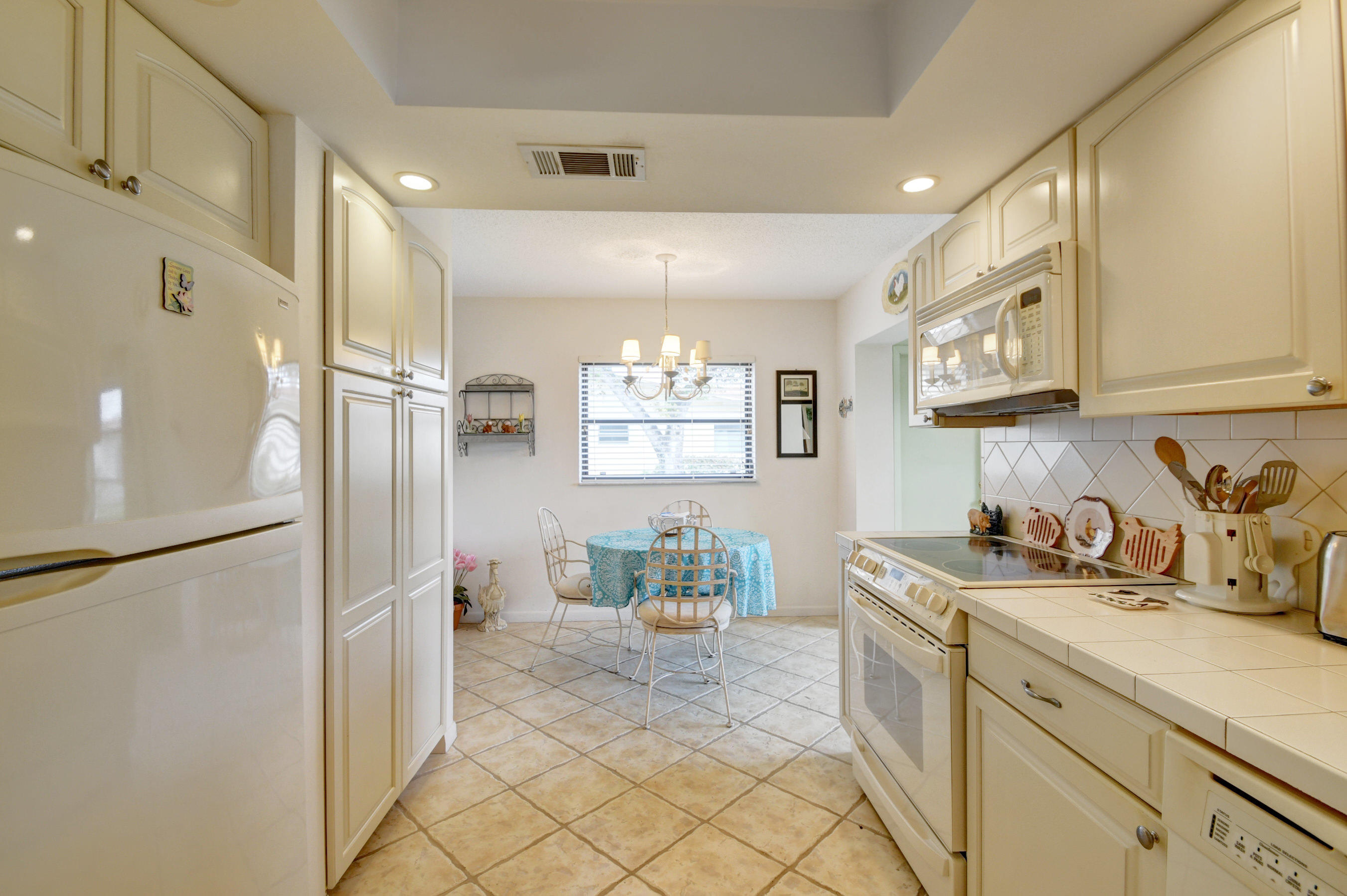 COCO WOOD LAKES SEC 1 - Residential