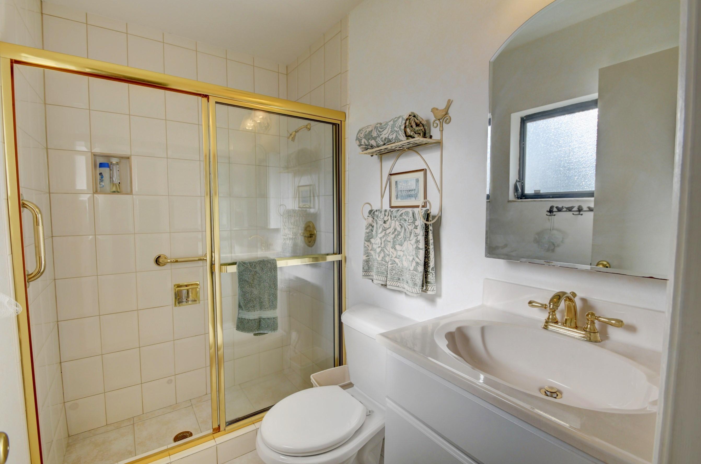 COCO WOOD LAKES SEC 1 - Residential