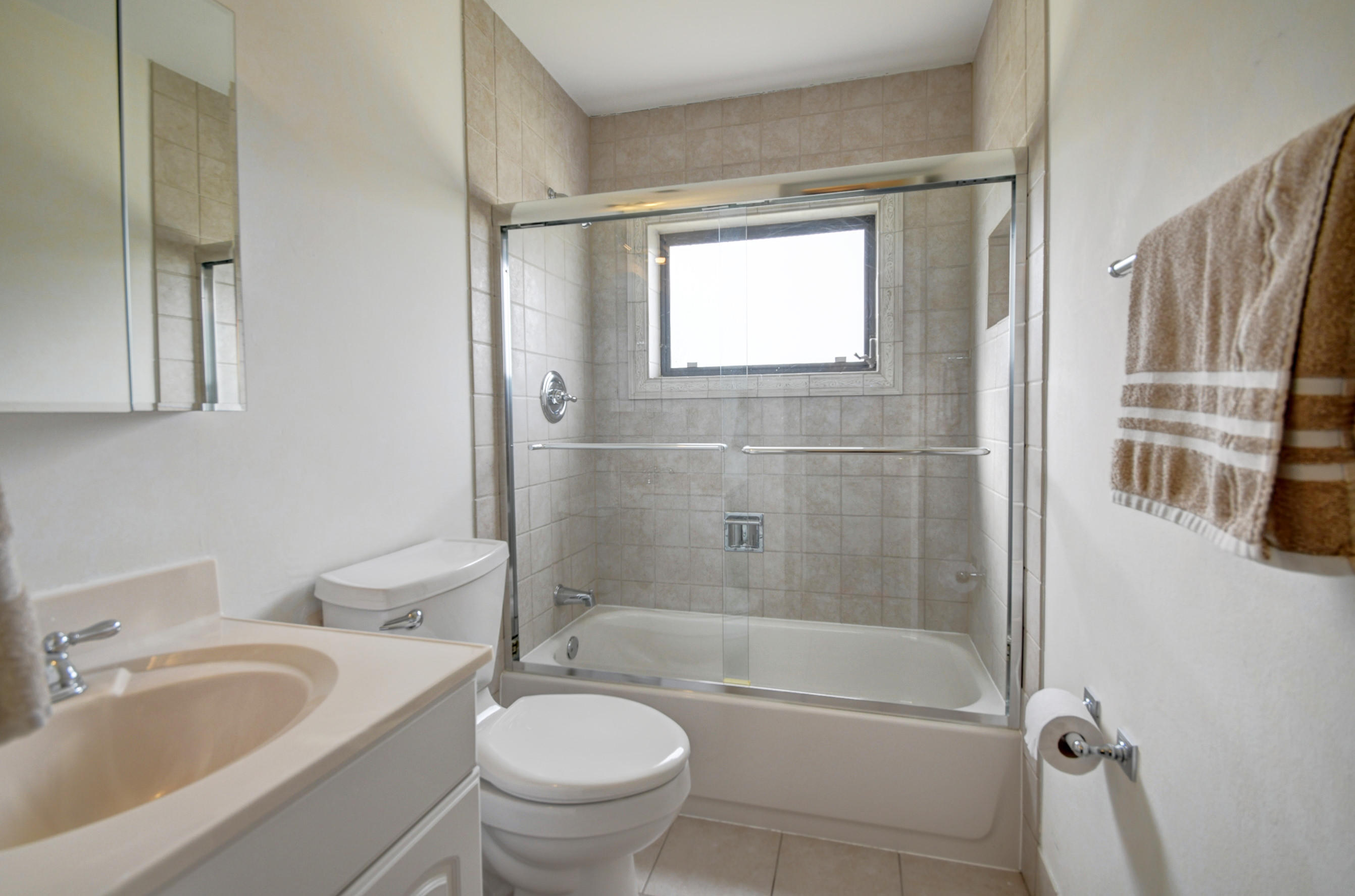 COCO WOOD LAKES SEC 1 - Residential