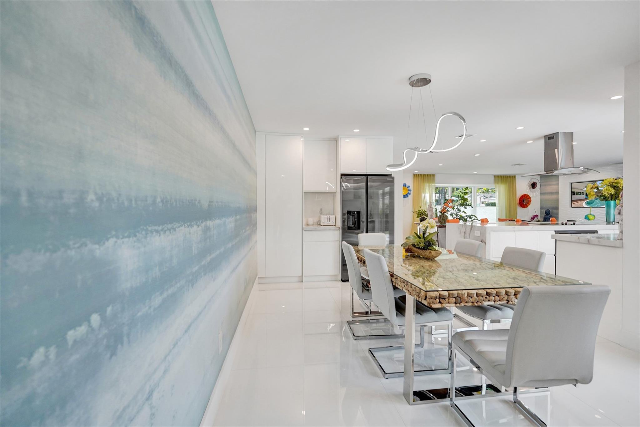 IMPERIAL POINT - Residential