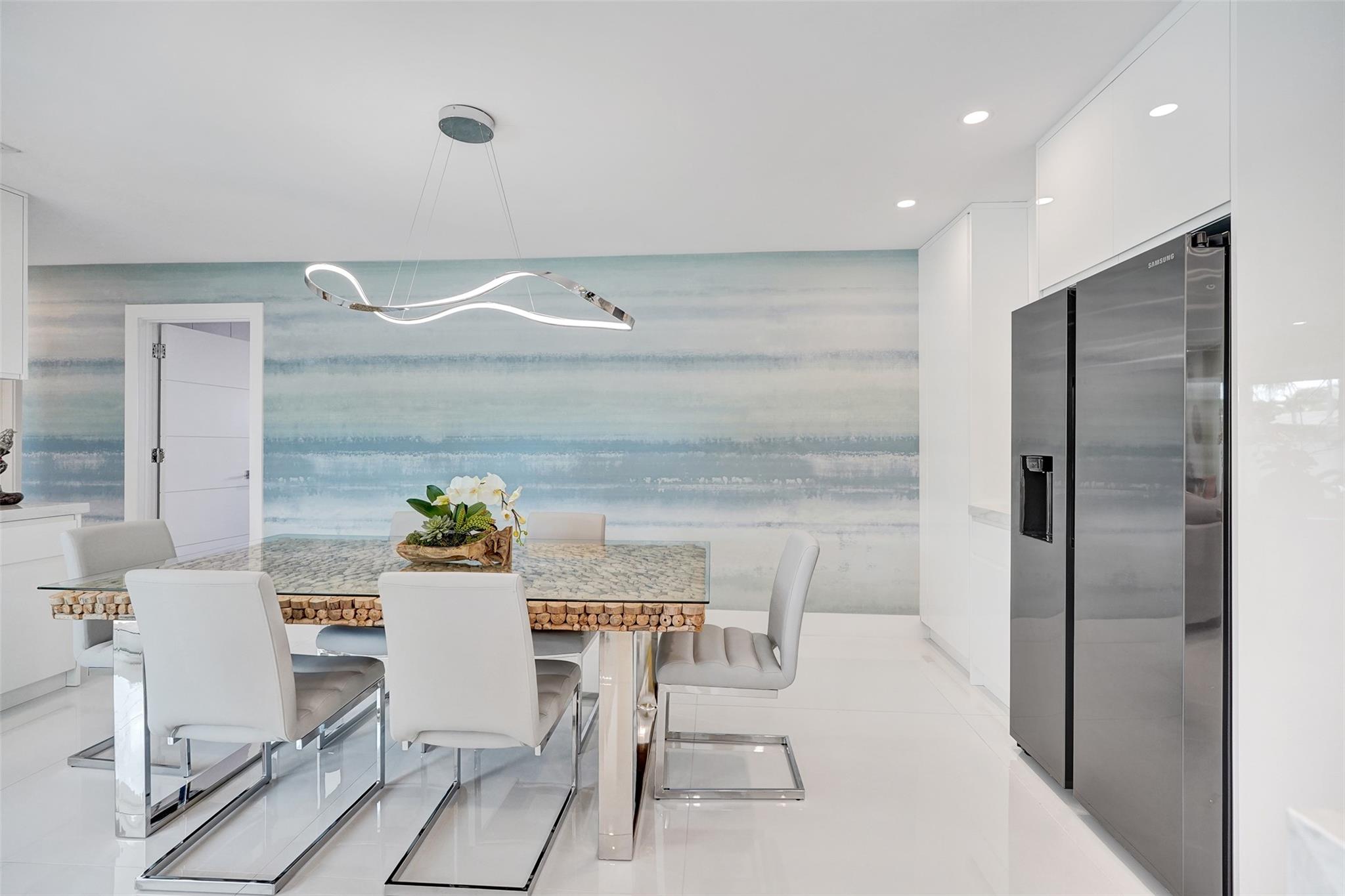 IMPERIAL POINT - Residential