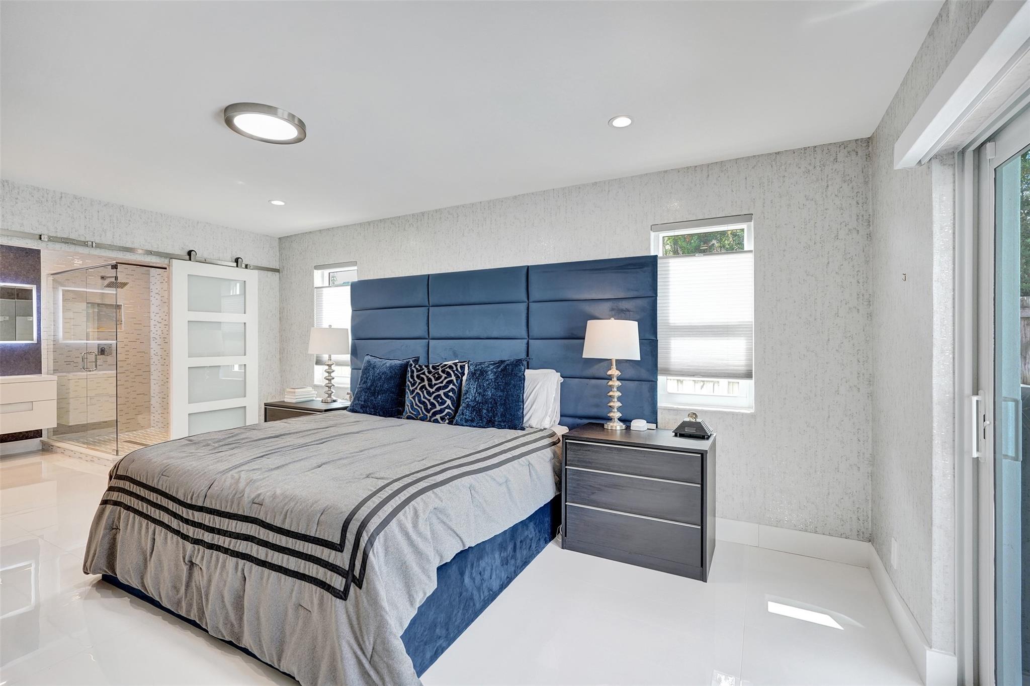 IMPERIAL POINT - Residential