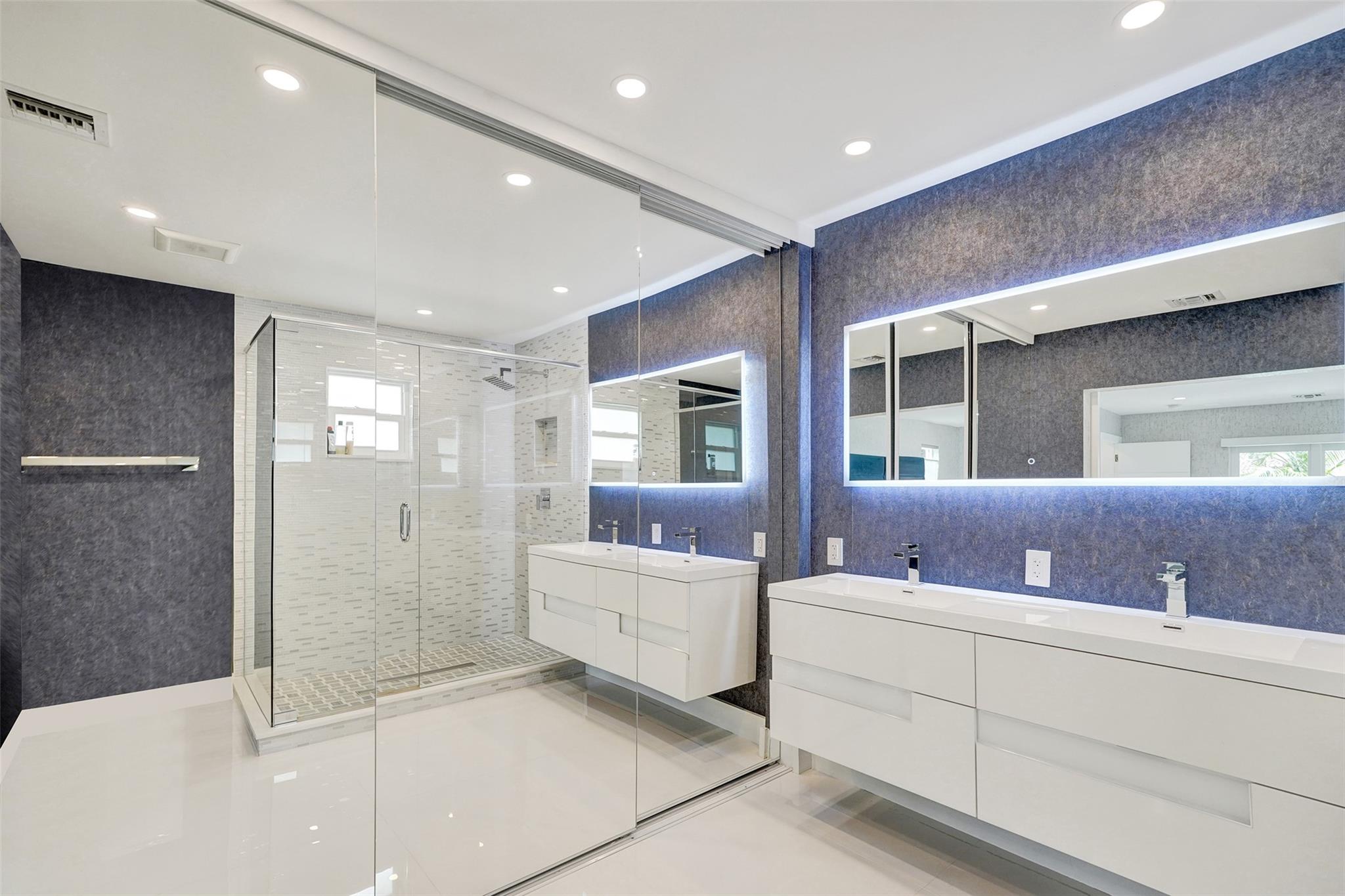 IMPERIAL POINT - Residential