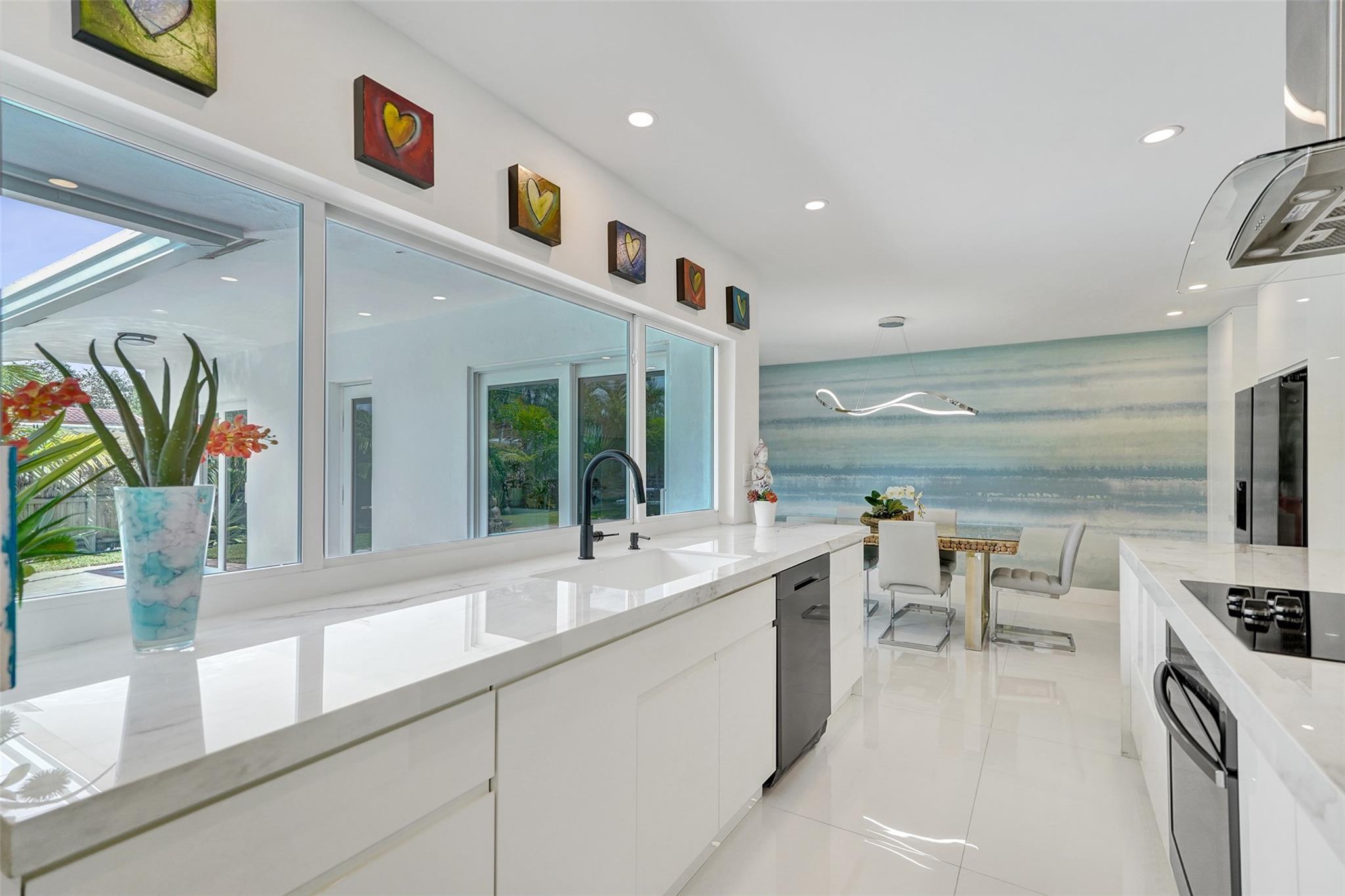 IMPERIAL POINT - Residential