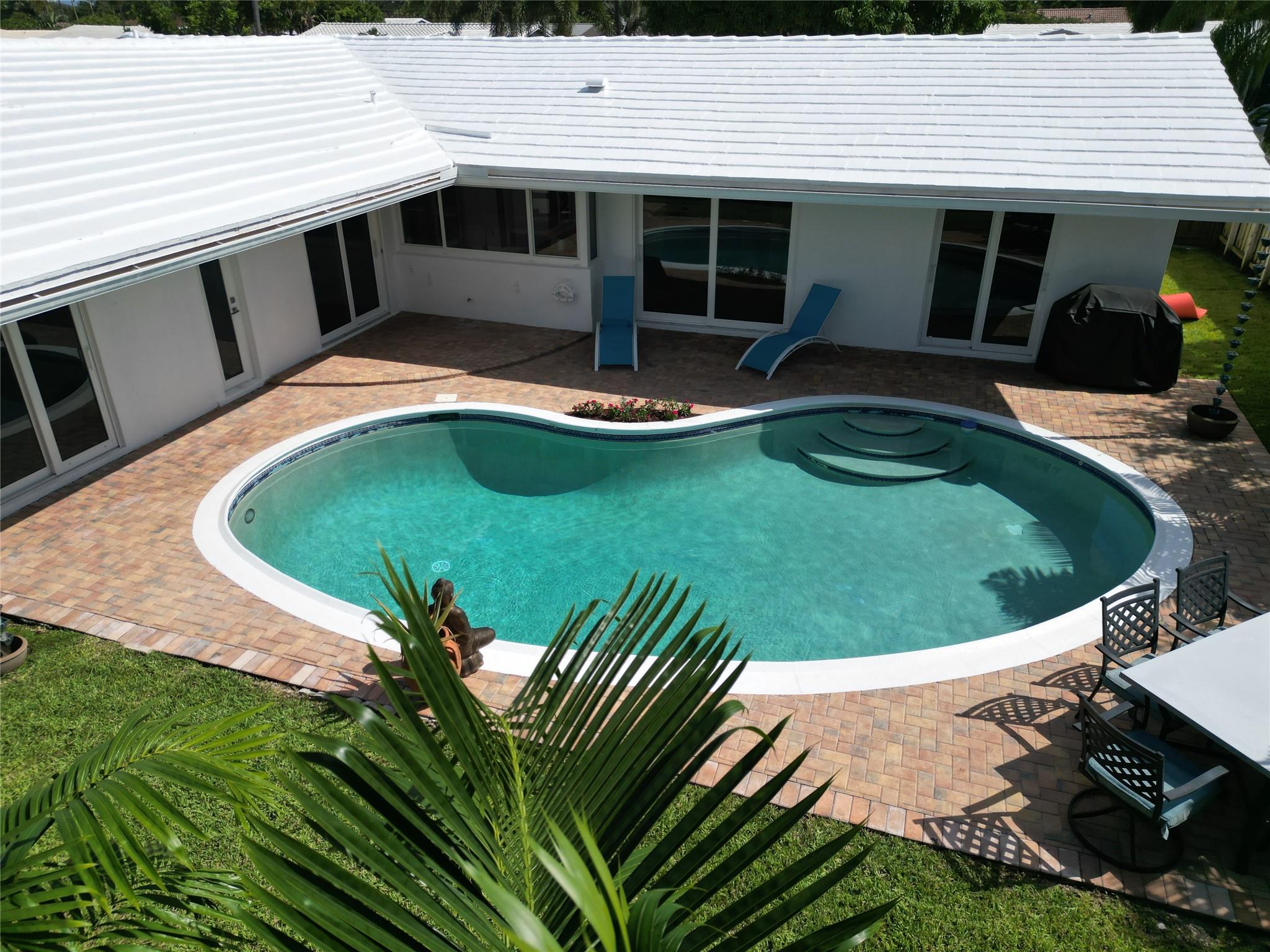 IMPERIAL POINT - Residential
