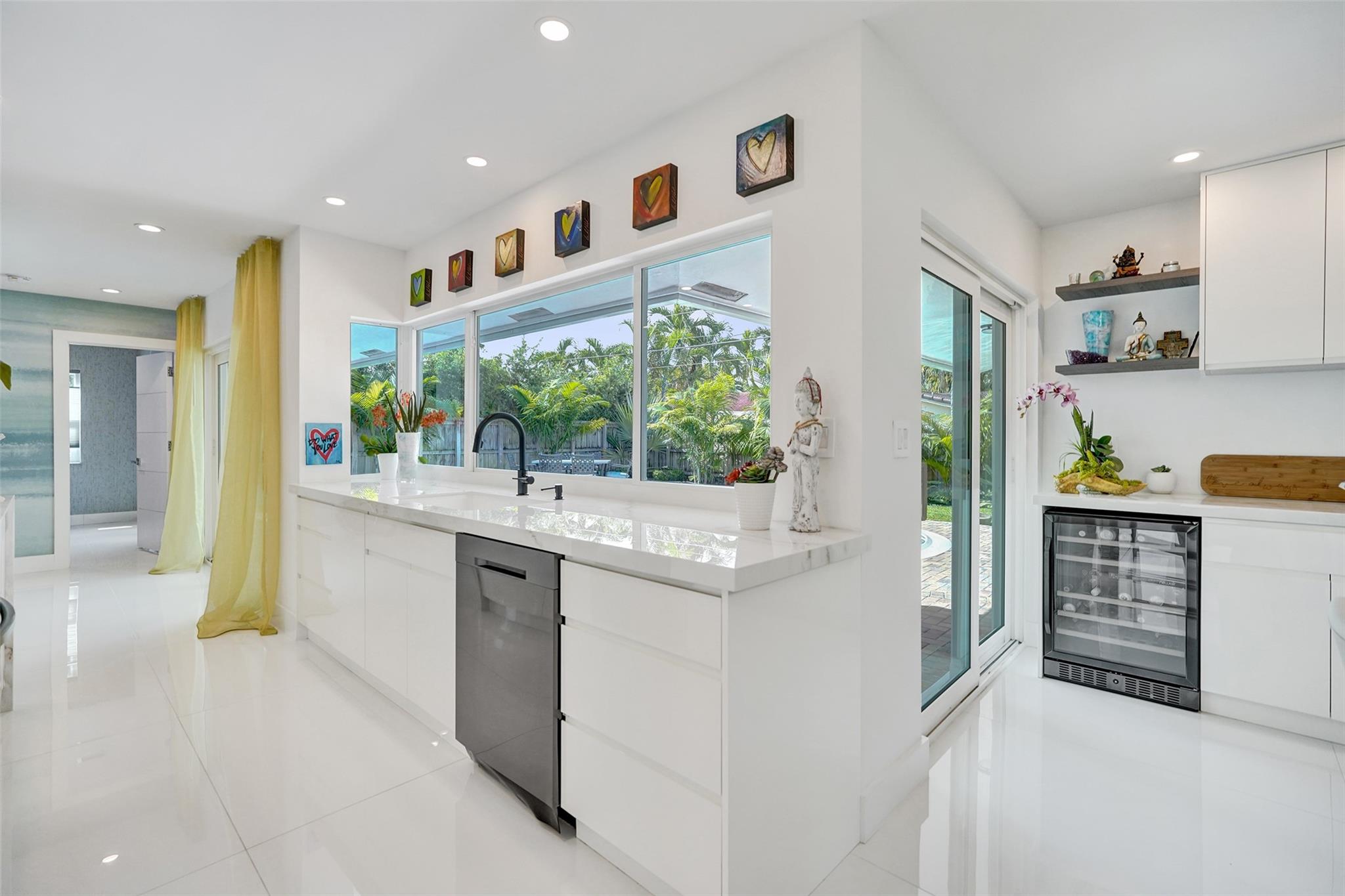 IMPERIAL POINT - Residential