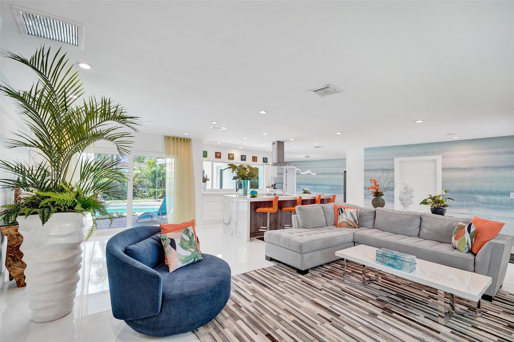 IMPERIAL POINT - Residential