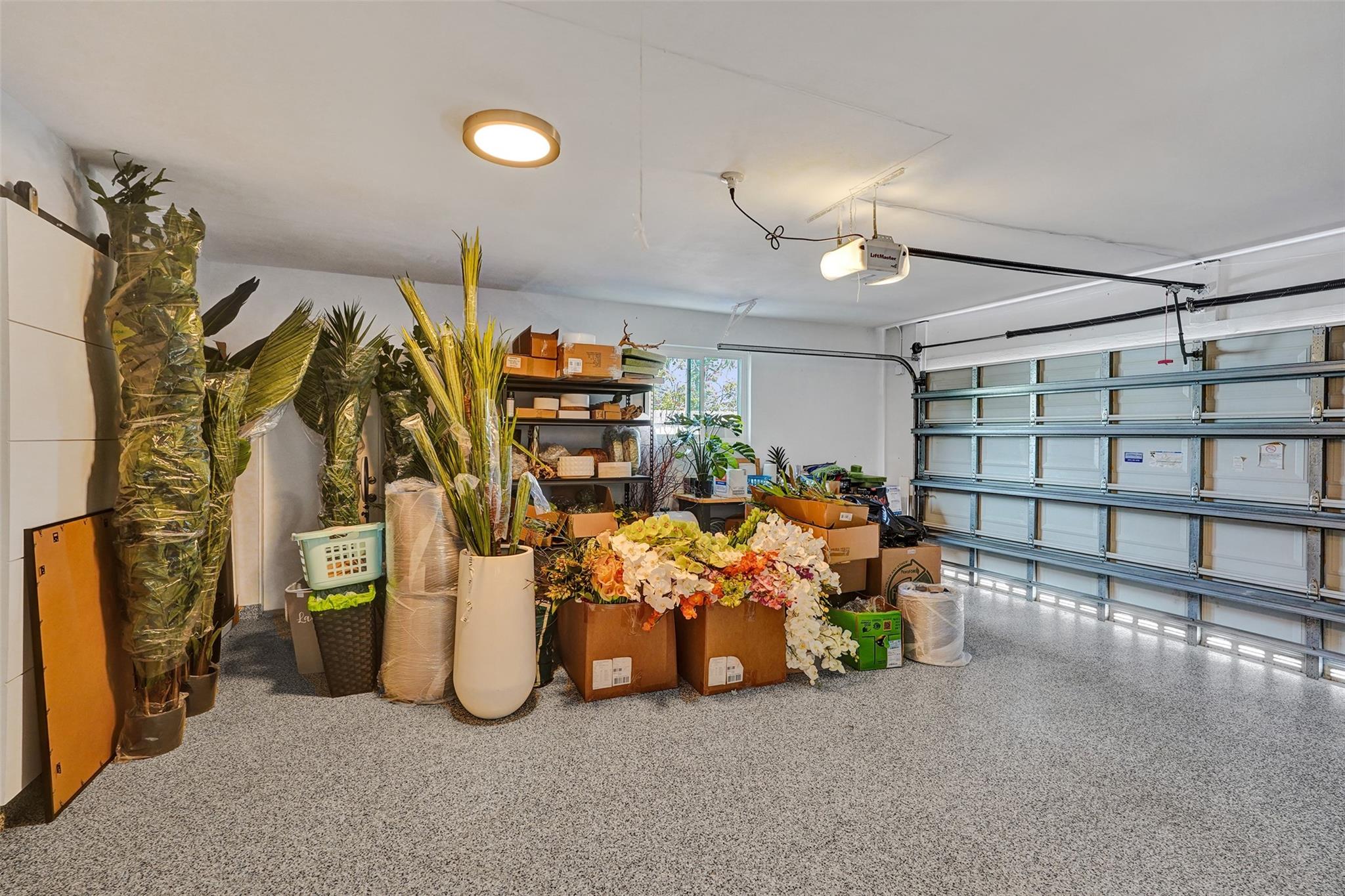 IMPERIAL POINT - Residential