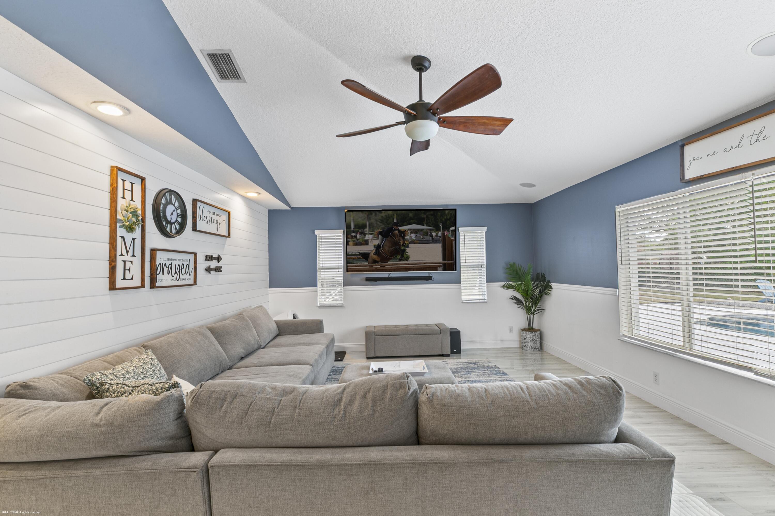 Loxahatchee - Residential