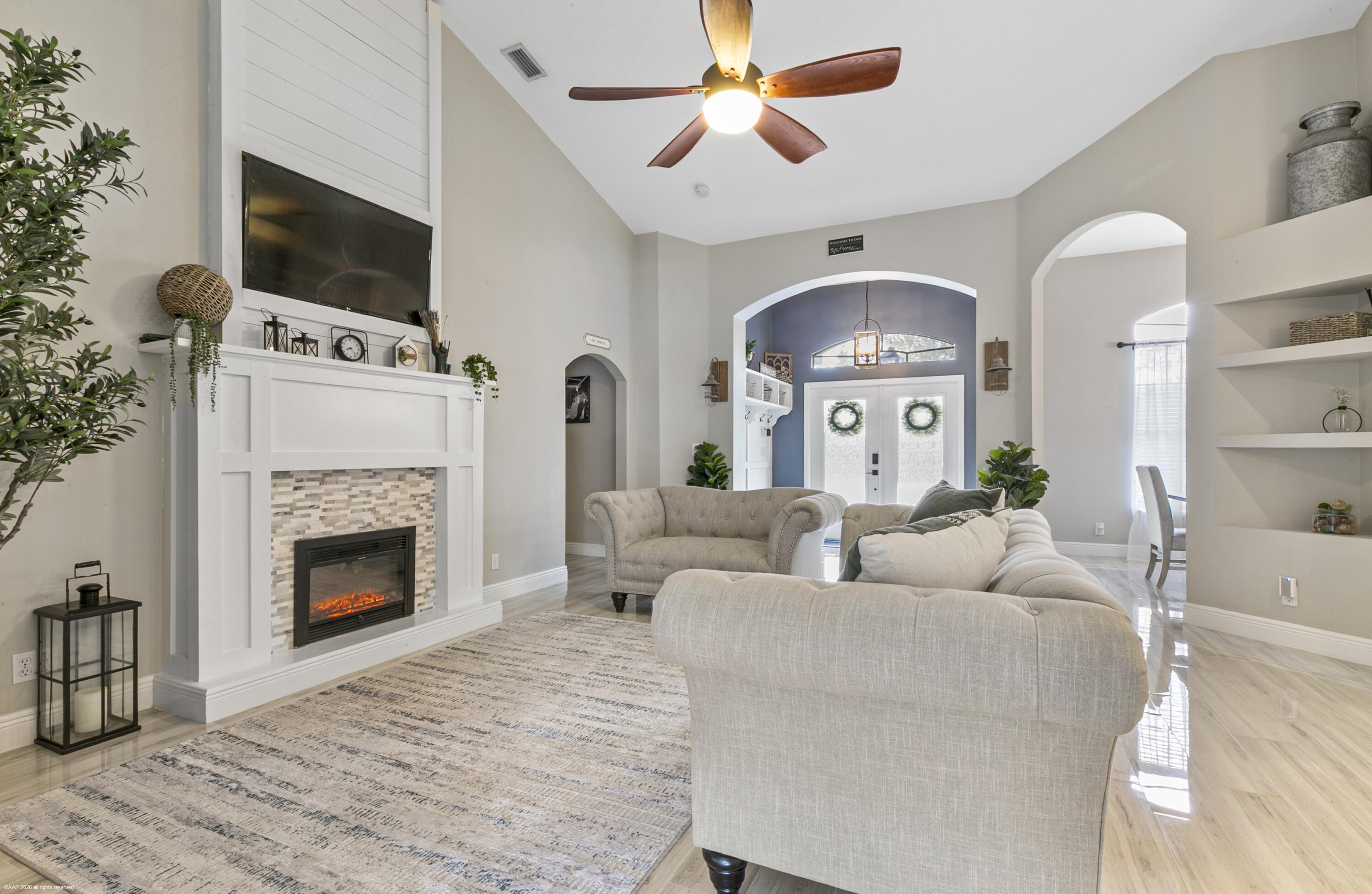 Loxahatchee - Residential