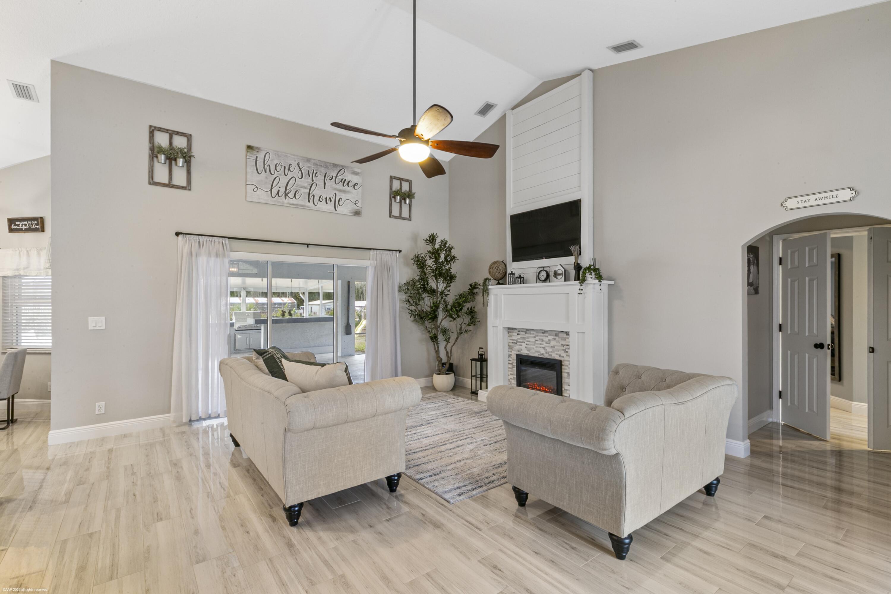 Loxahatchee - Residential