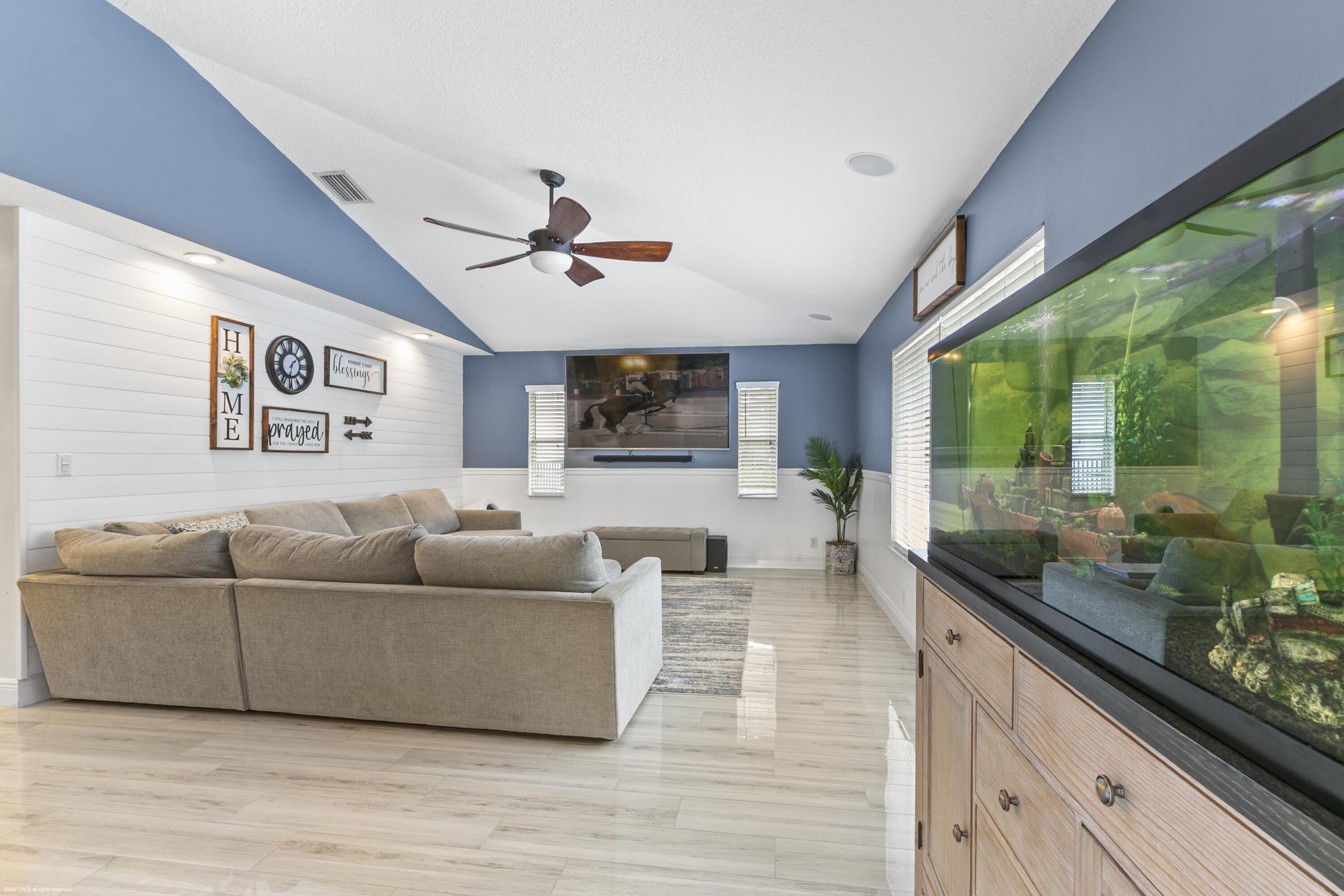 Loxahatchee - Residential