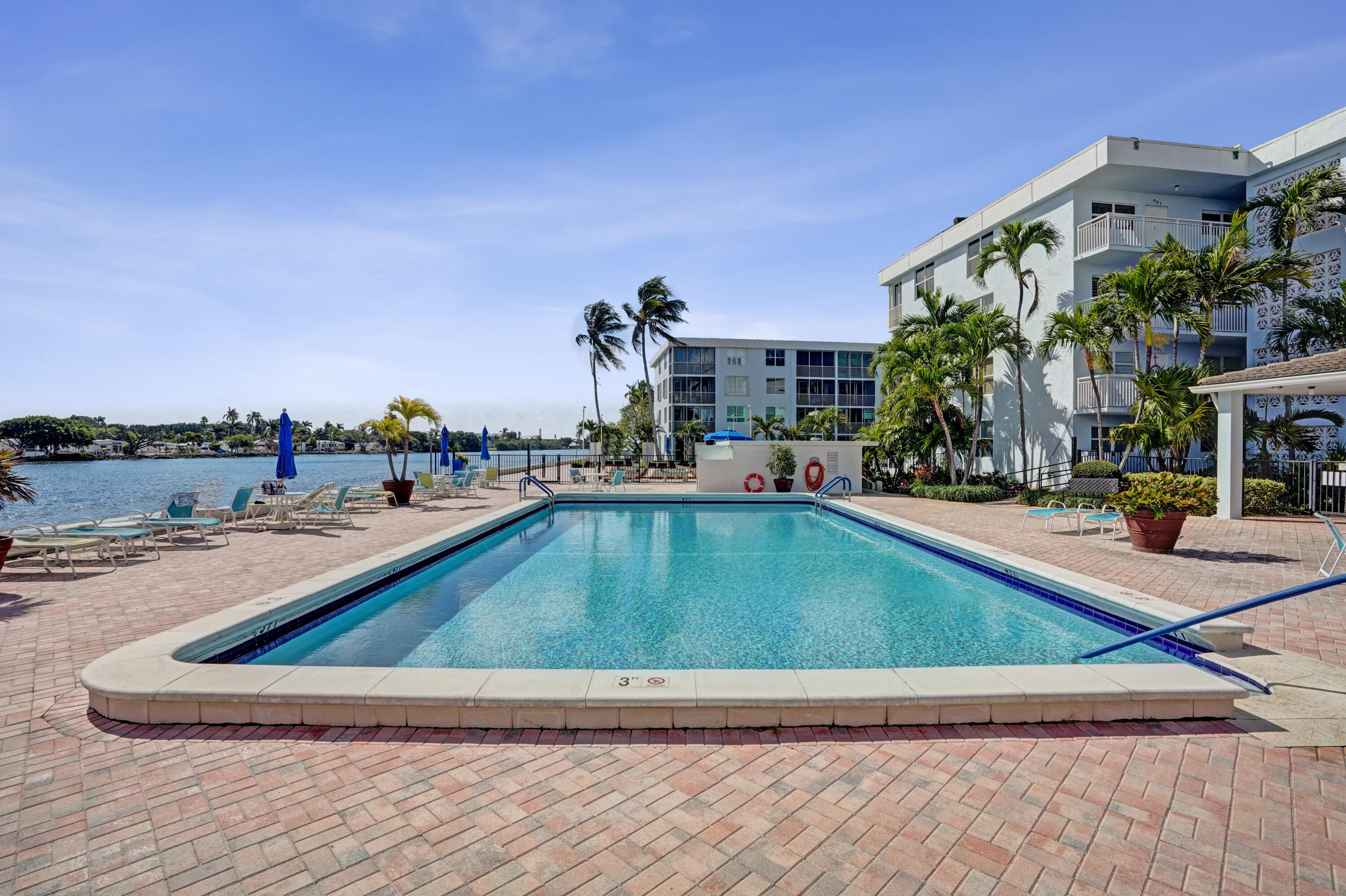 SEAGATE OF GULFSTREAM CONDO - Residential