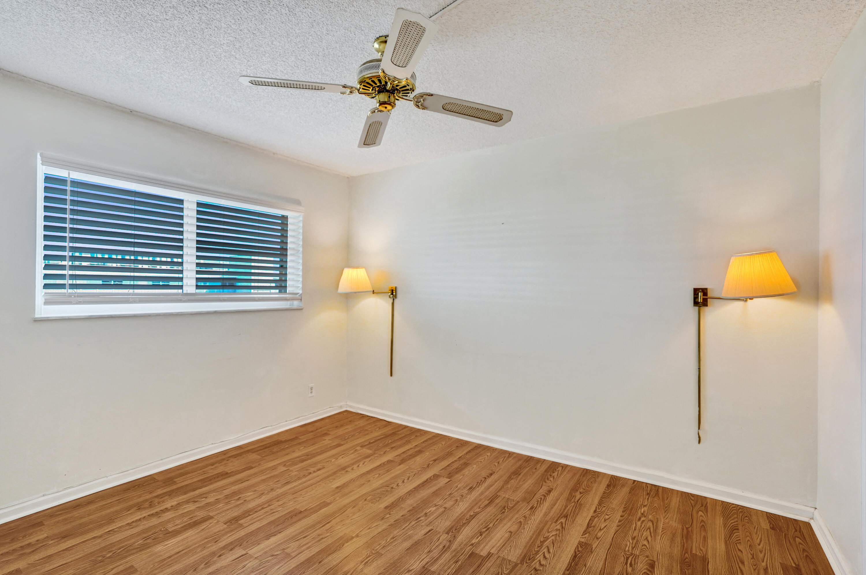SEAGATE OF GULFSTREAM CONDO - Residential