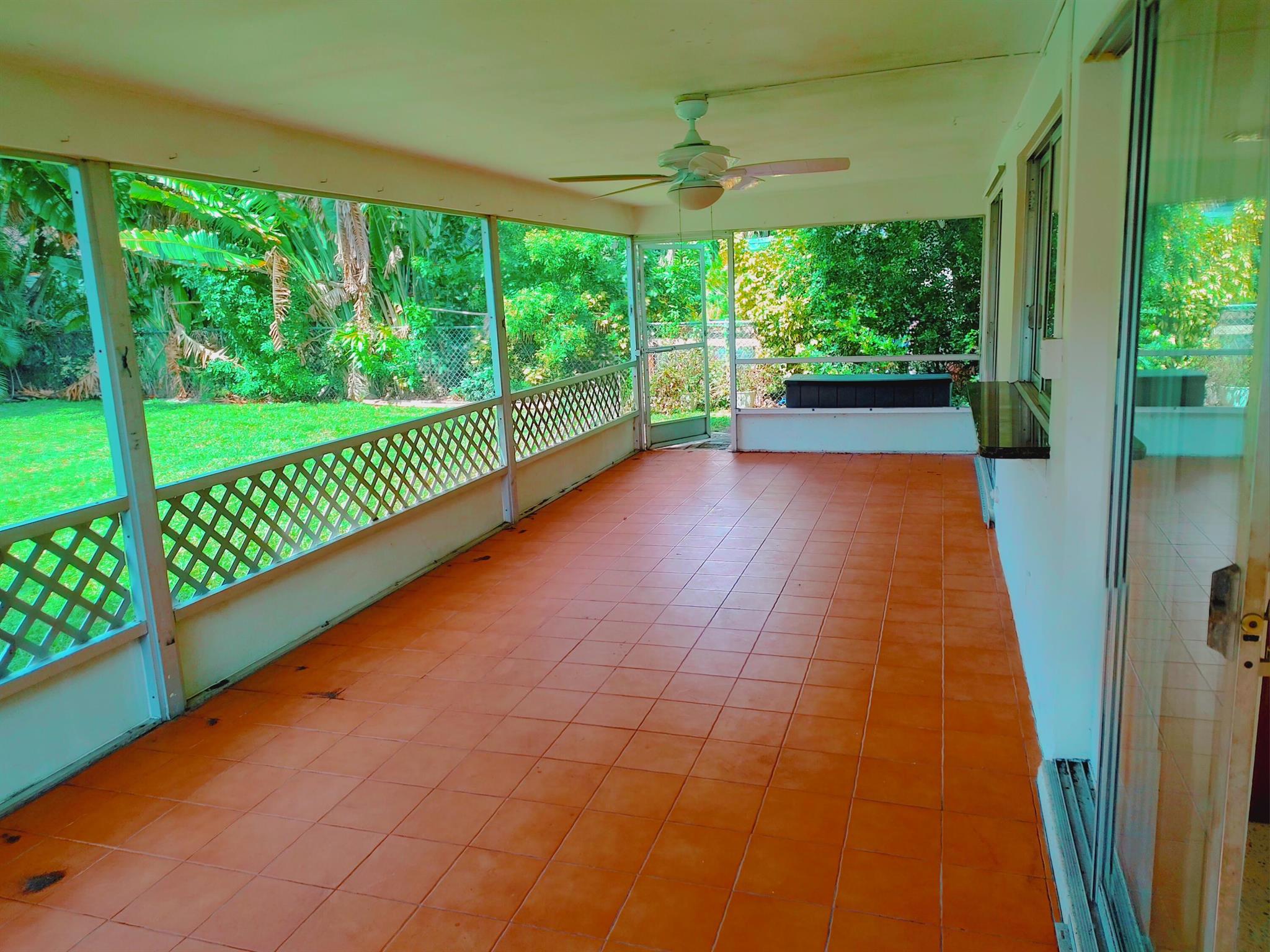 UNIVERSITY HEIGHTS 1ST AD - Residential Lease