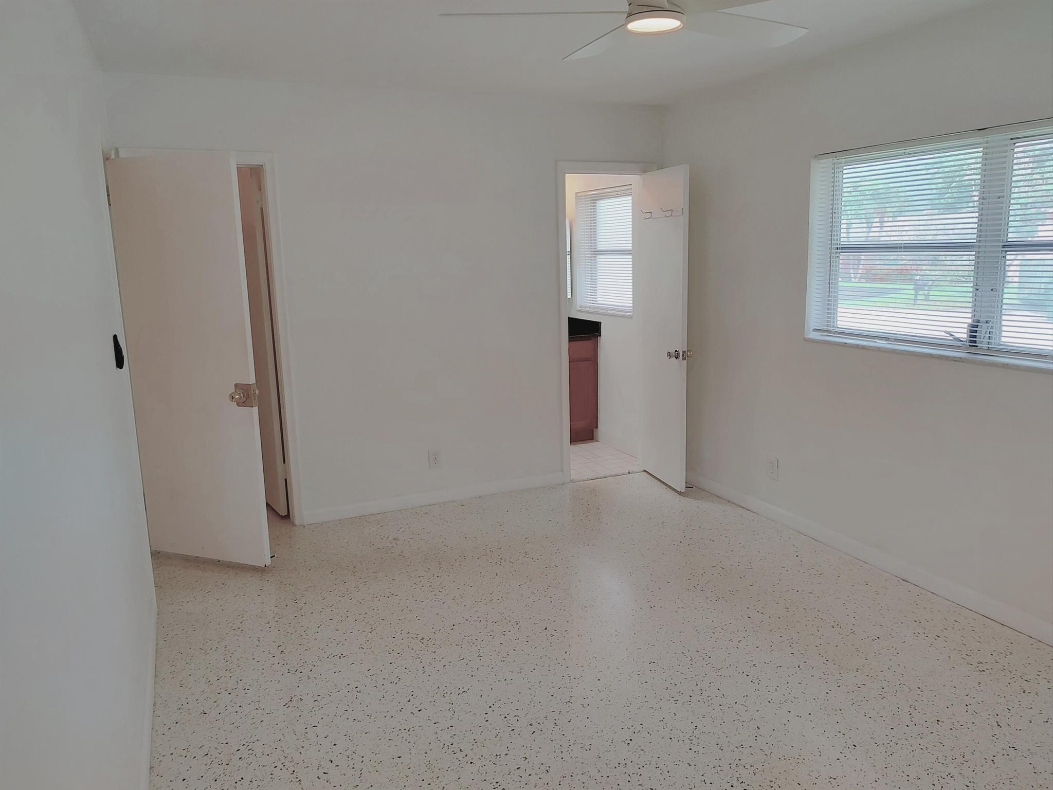 UNIVERSITY HEIGHTS 1ST AD - Residential Lease