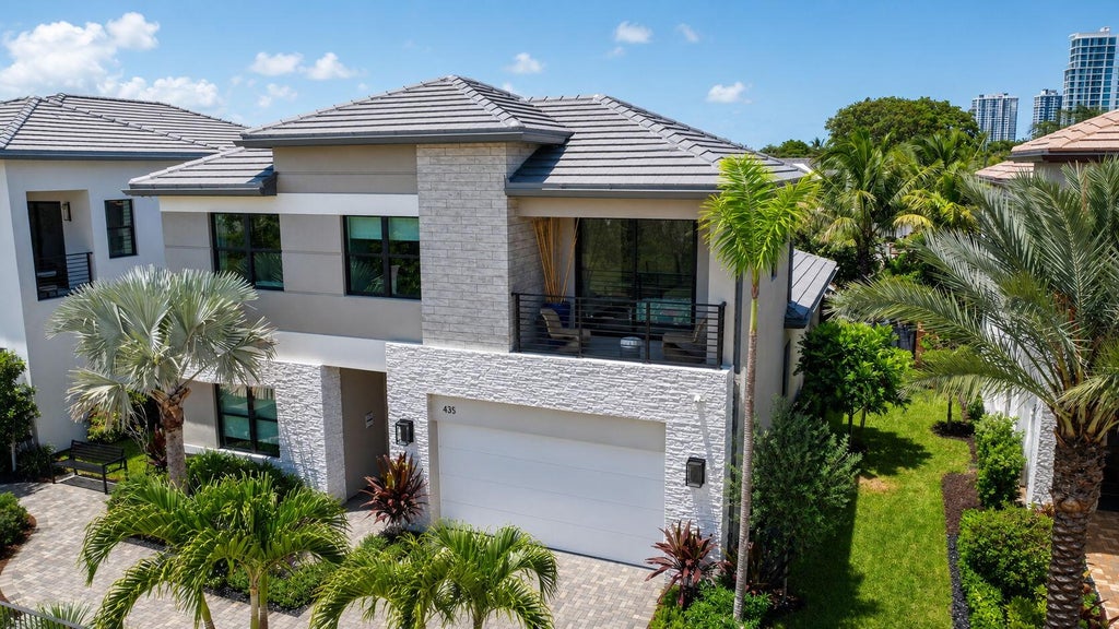 Photo of 415 42nd Street, West Palm Beach, FL 33407 (MLS # B26056601)