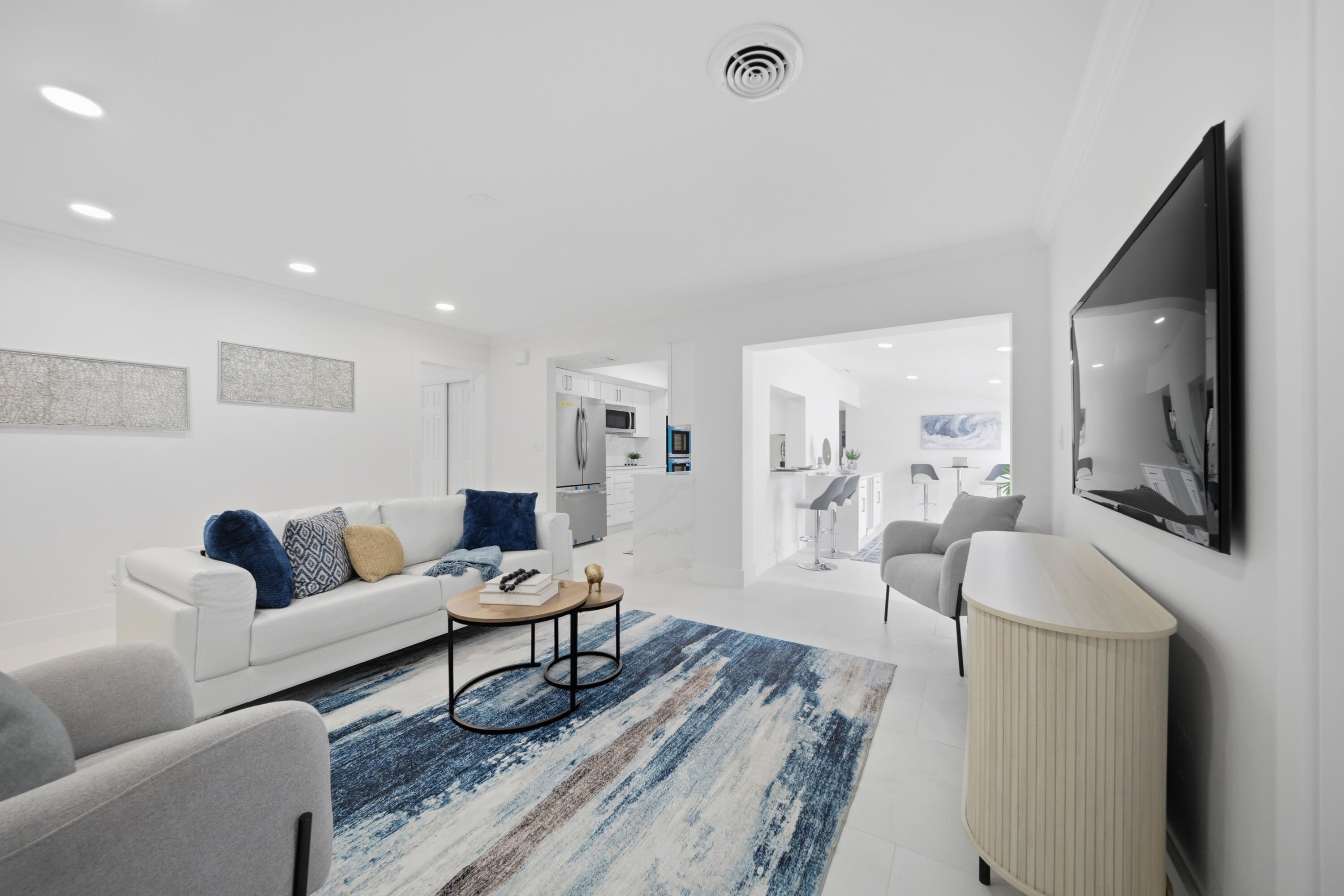 CORAL RIDGE ISLES - Residential