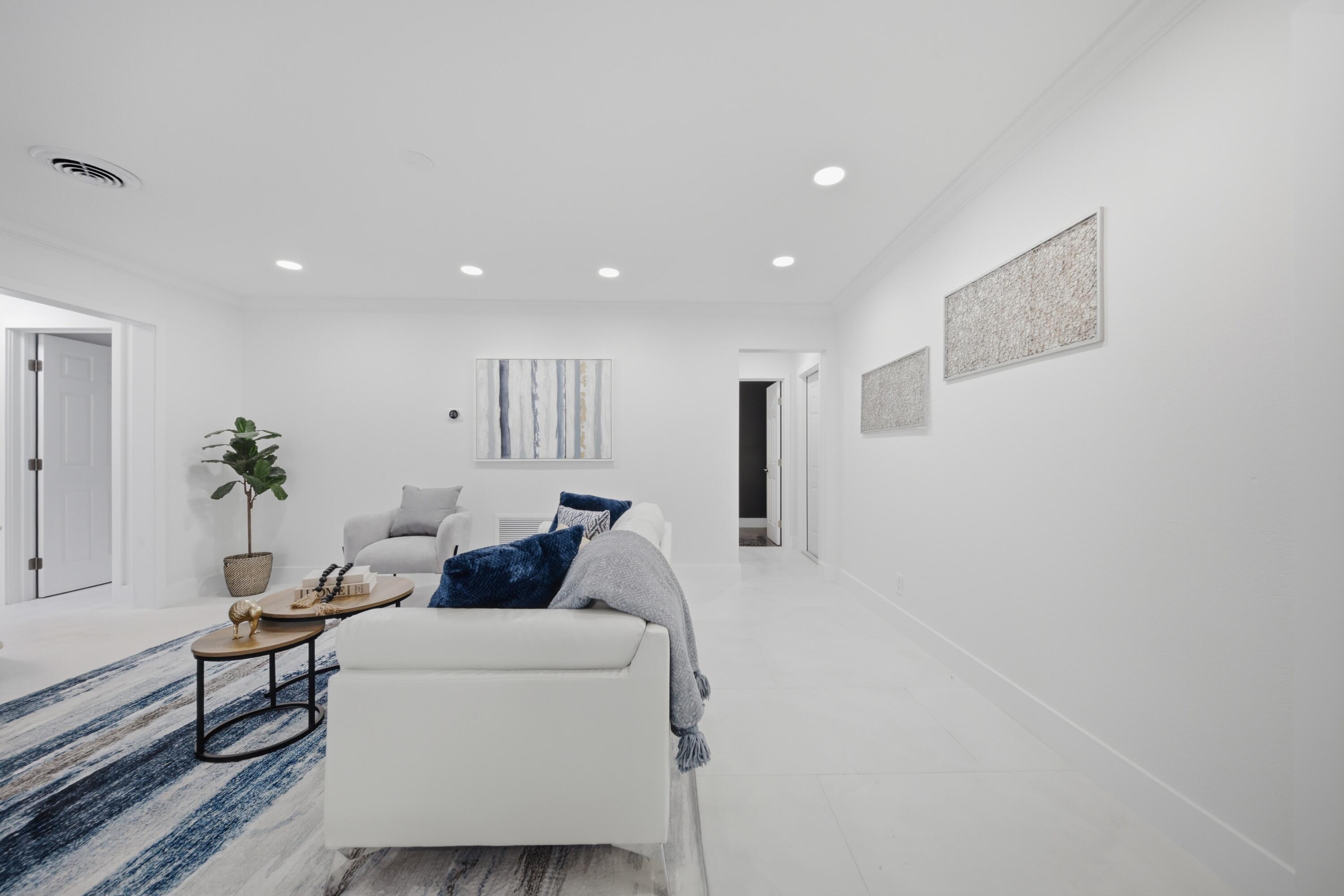 CORAL RIDGE ISLES - Residential