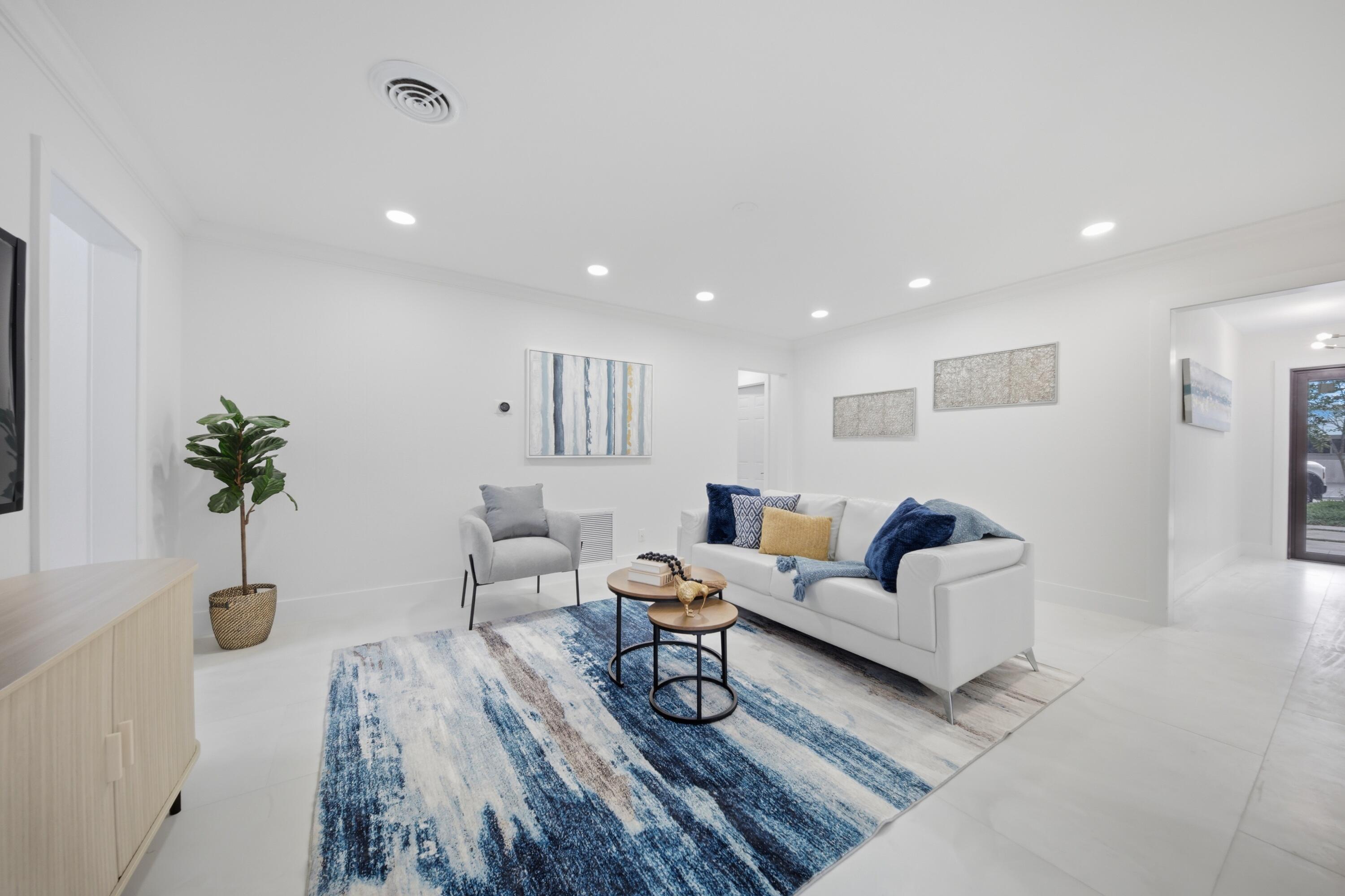 CORAL RIDGE ISLES - Residential