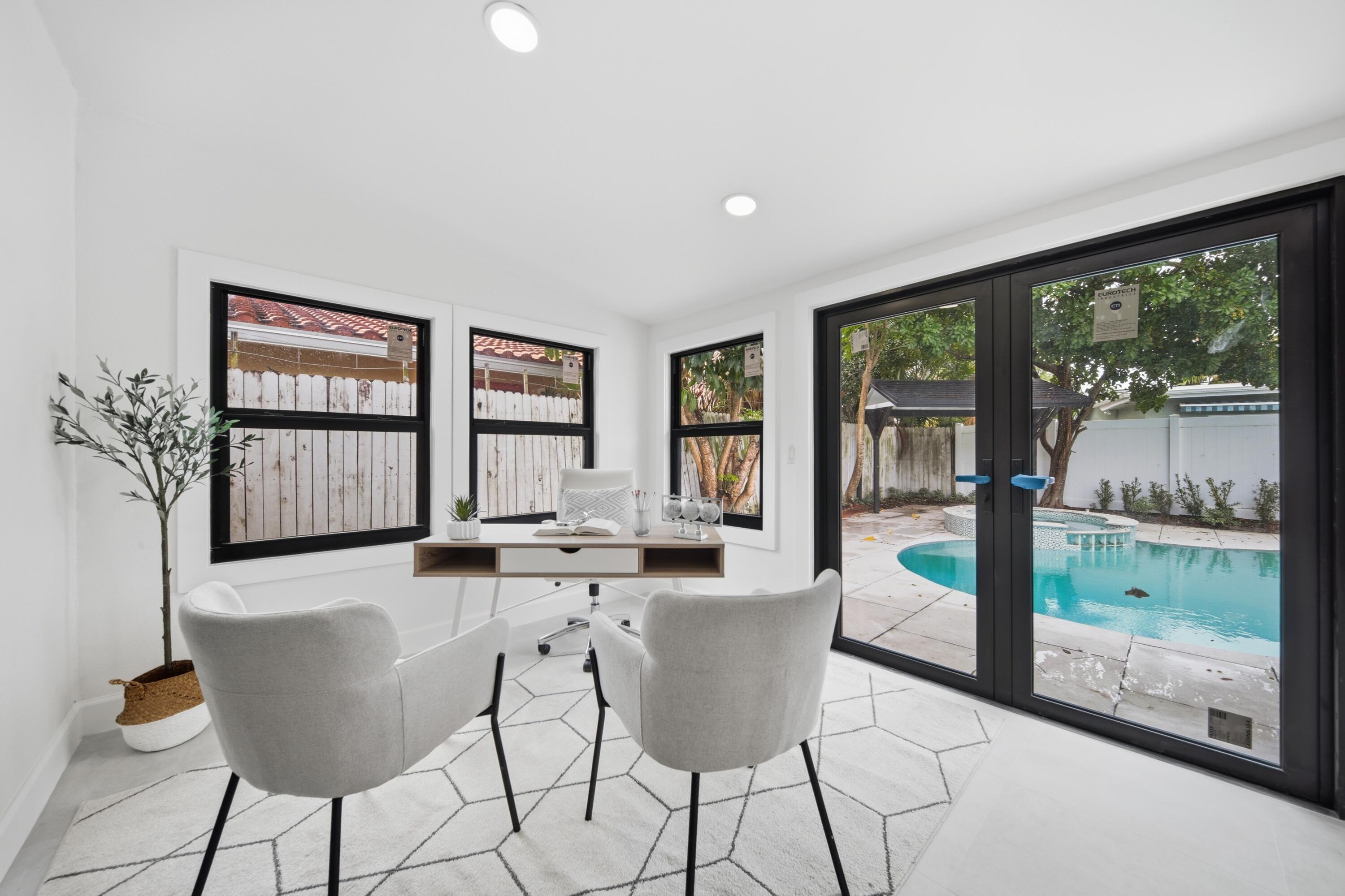 CORAL RIDGE ISLES - Residential