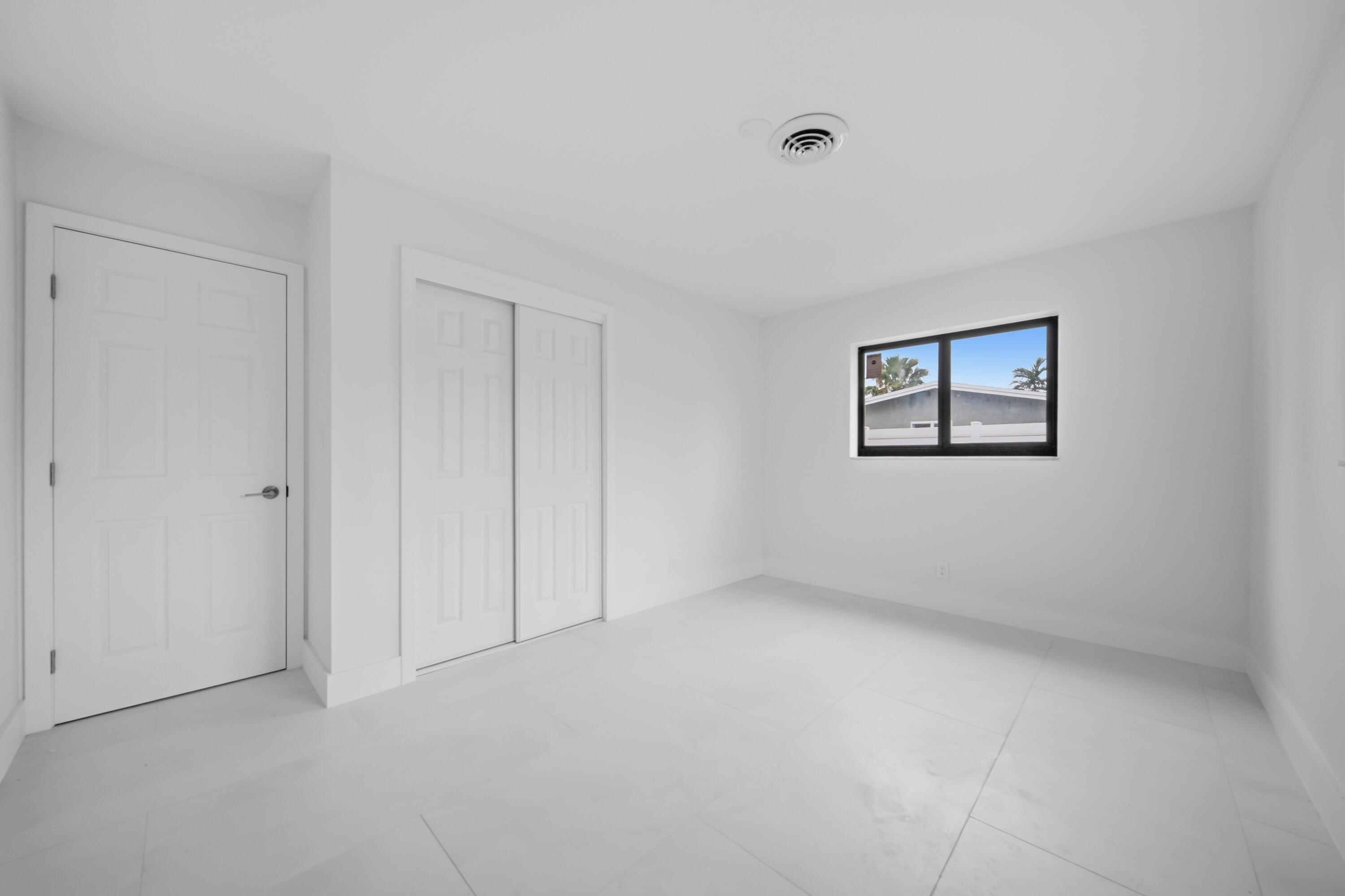 CORAL RIDGE ISLES - Residential