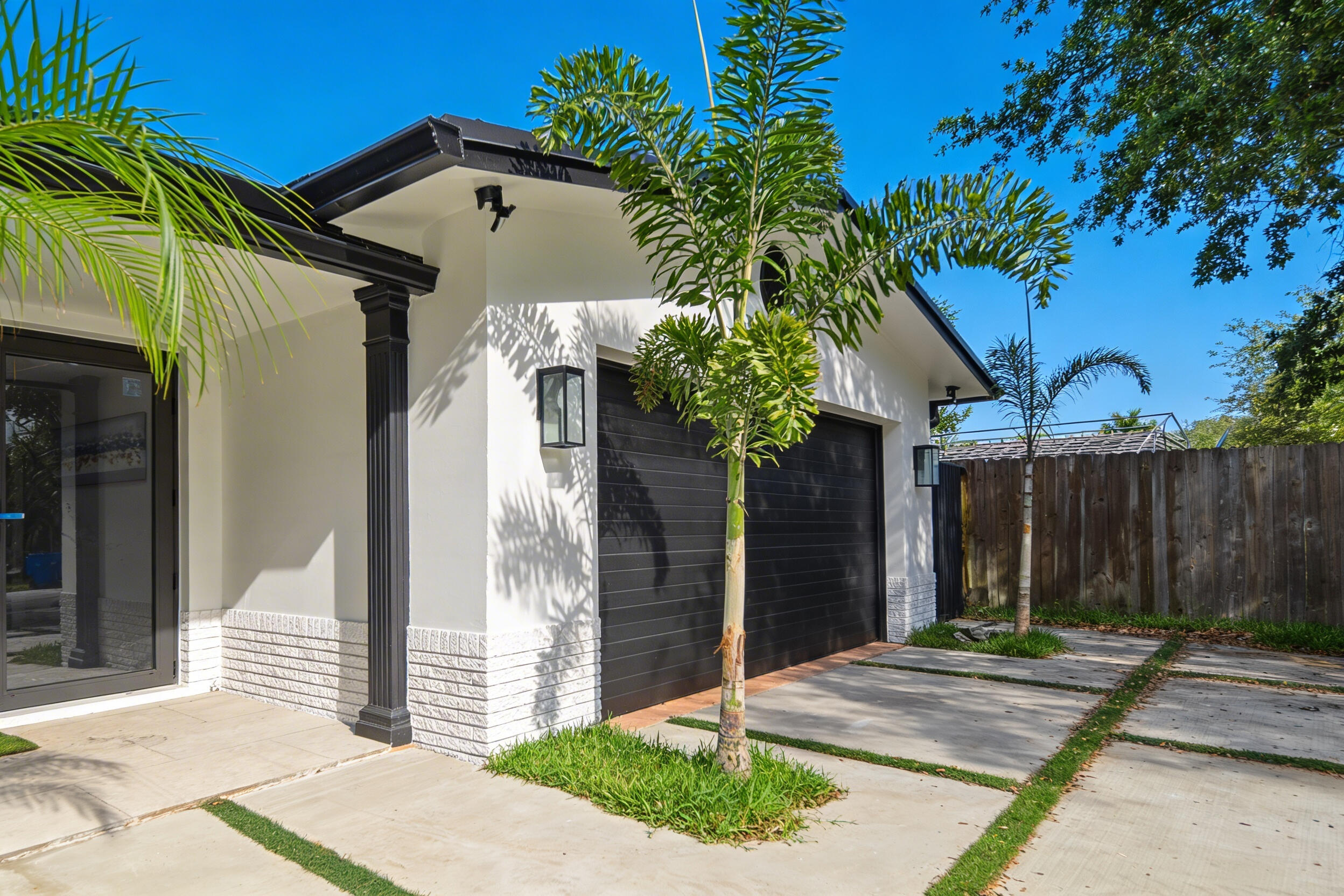 CORAL RIDGE ISLES - Residential