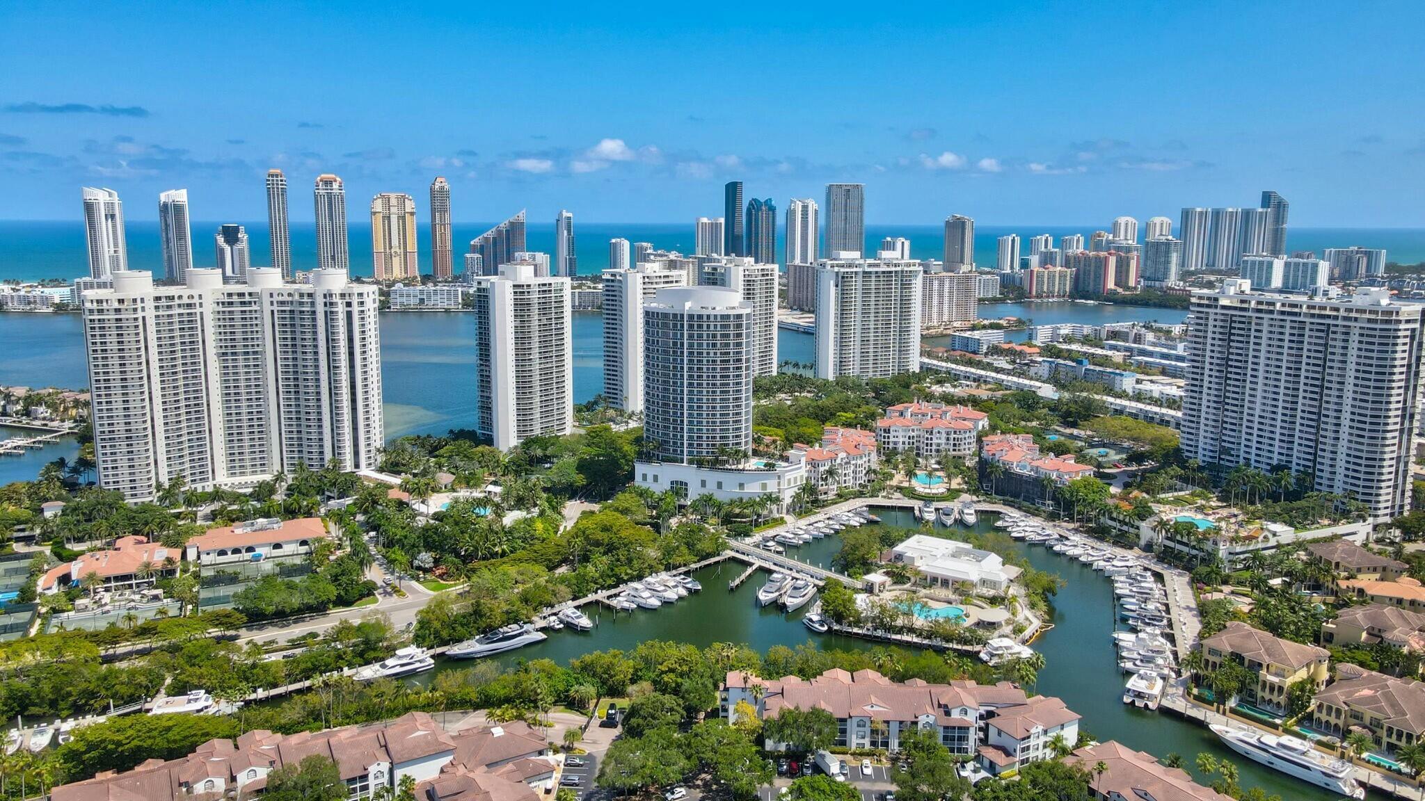 BELLINI AT WILLIAMS ISLAN - Residential