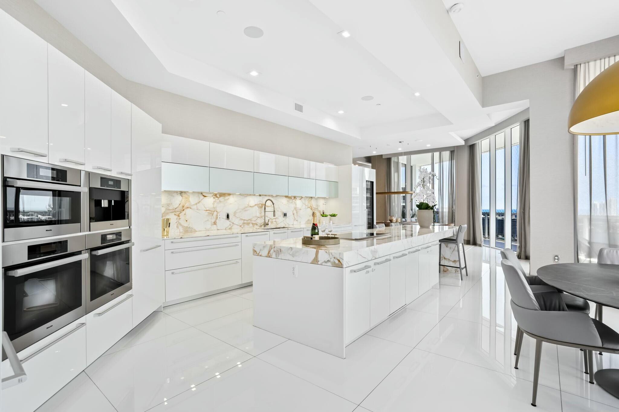 BELLINI AT WILLIAMS ISLAN - Residential